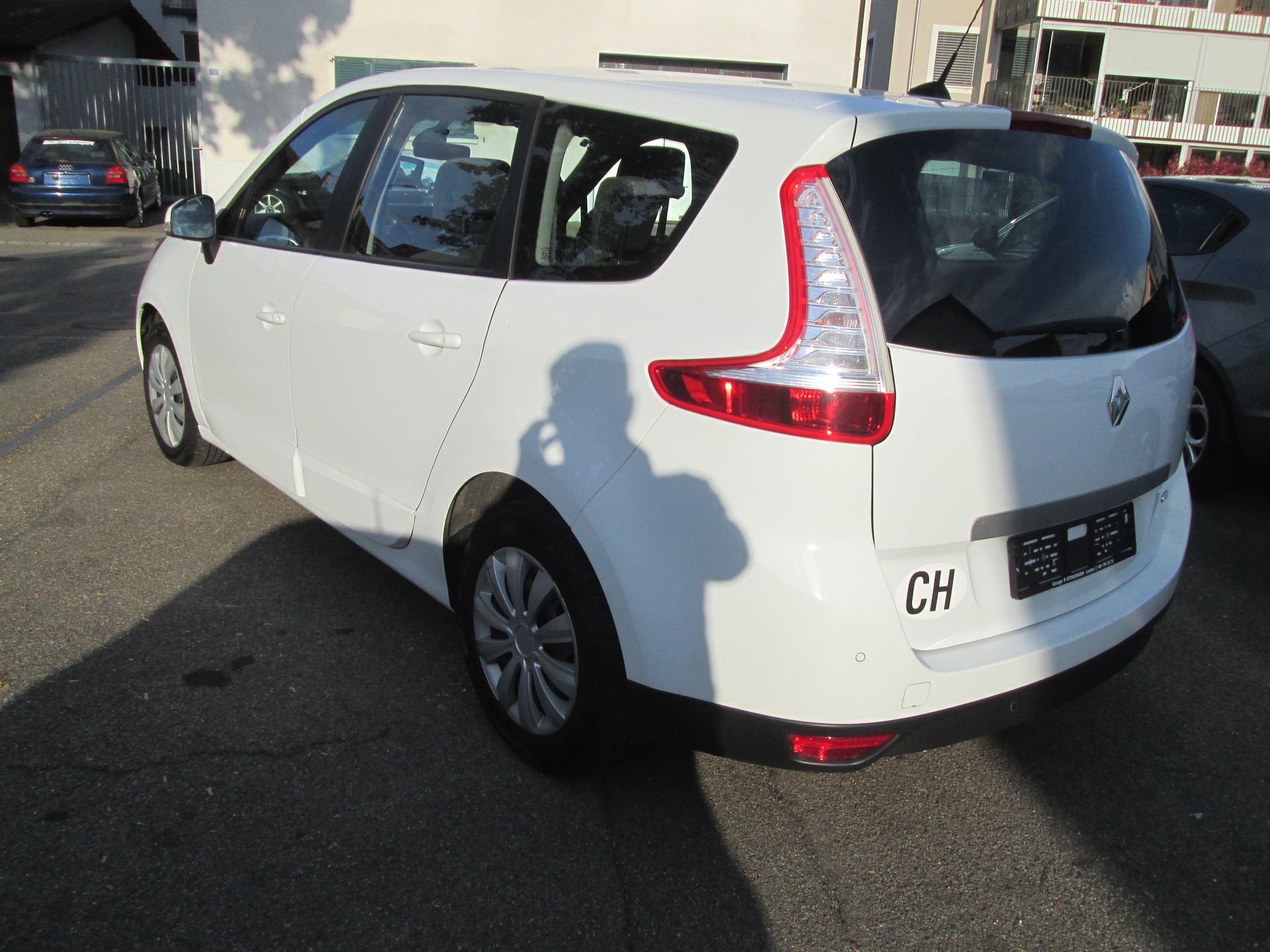 RENAULT Grand Scénic 1.5 dCi Expression EDC-image-2