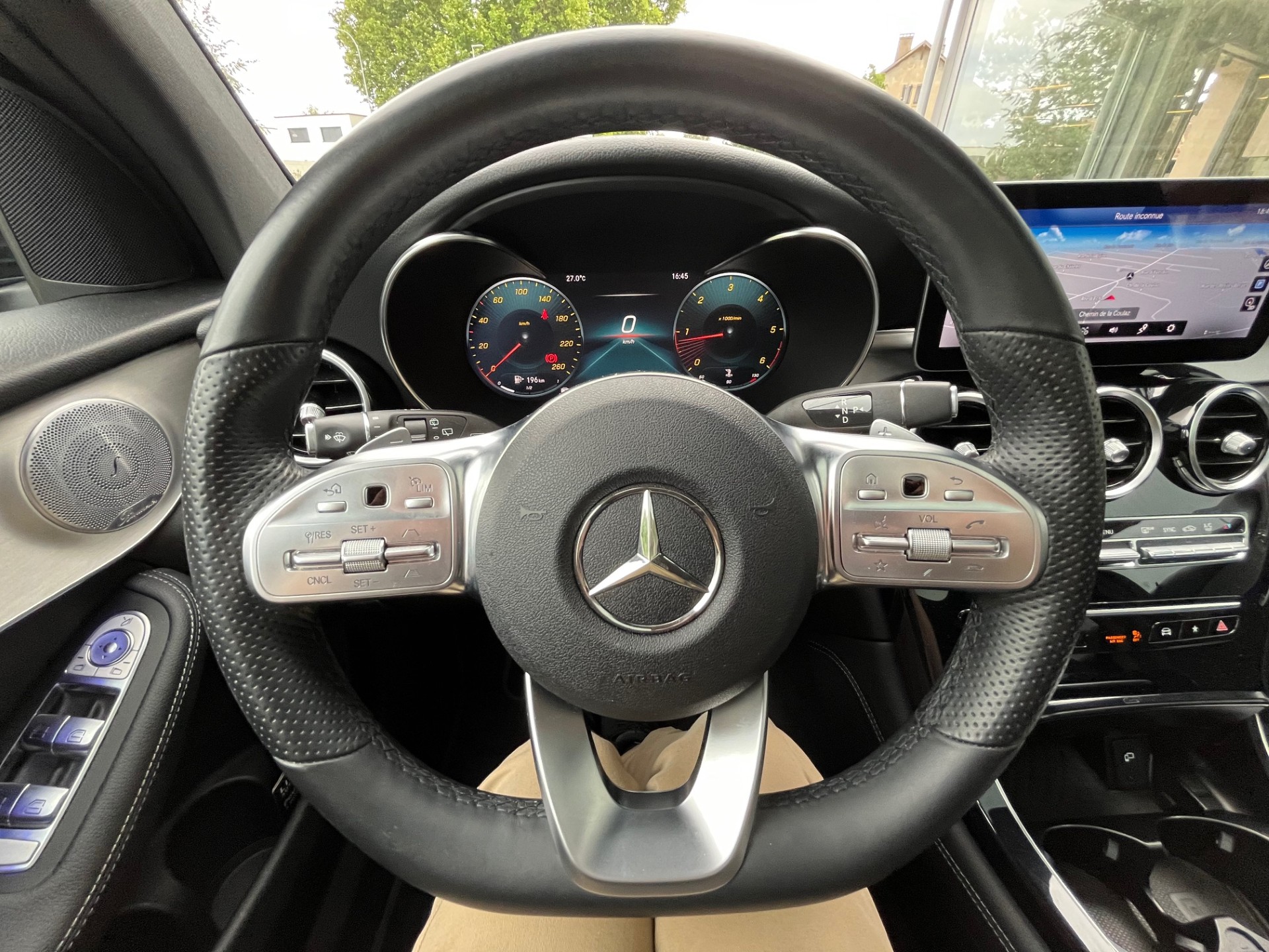 MERCEDES-BENZ GLC 220 d AMG Line 4Matic 9G-Tronic-image-12