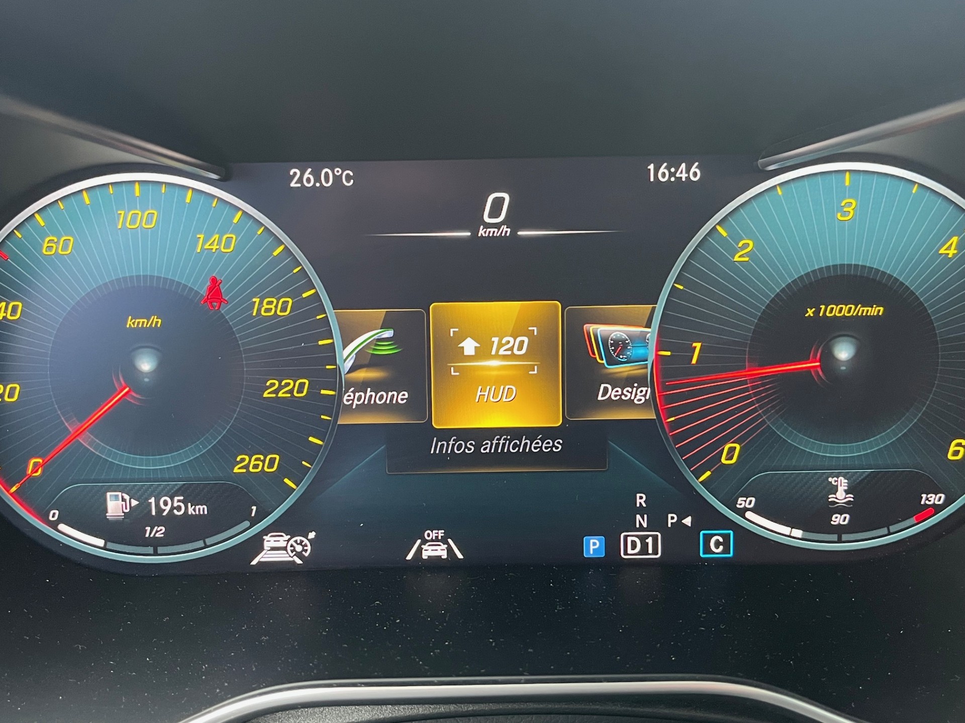 MERCEDES-BENZ GLC 220 d AMG Line 4Matic 9G-Tronic-image-15