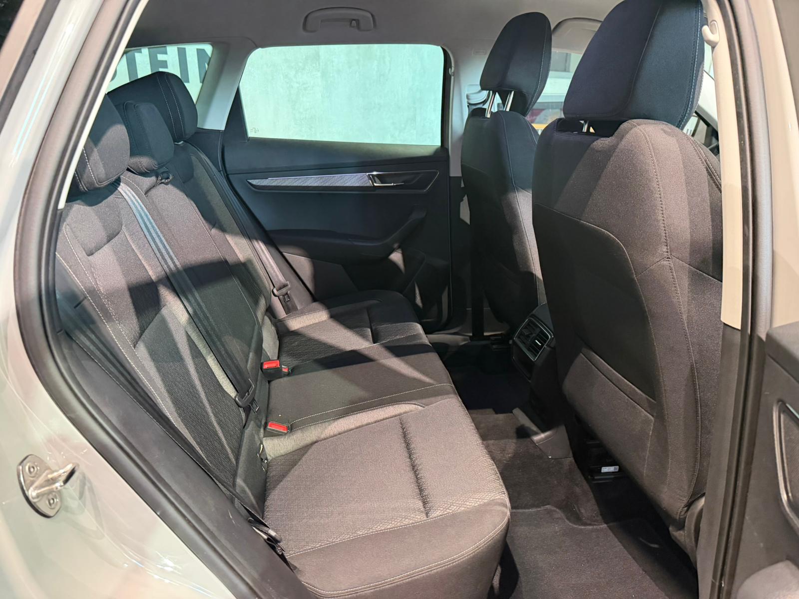 SKODA Karoq 2.0 TDI CR Style 4x4 DSG (CH)-image-13