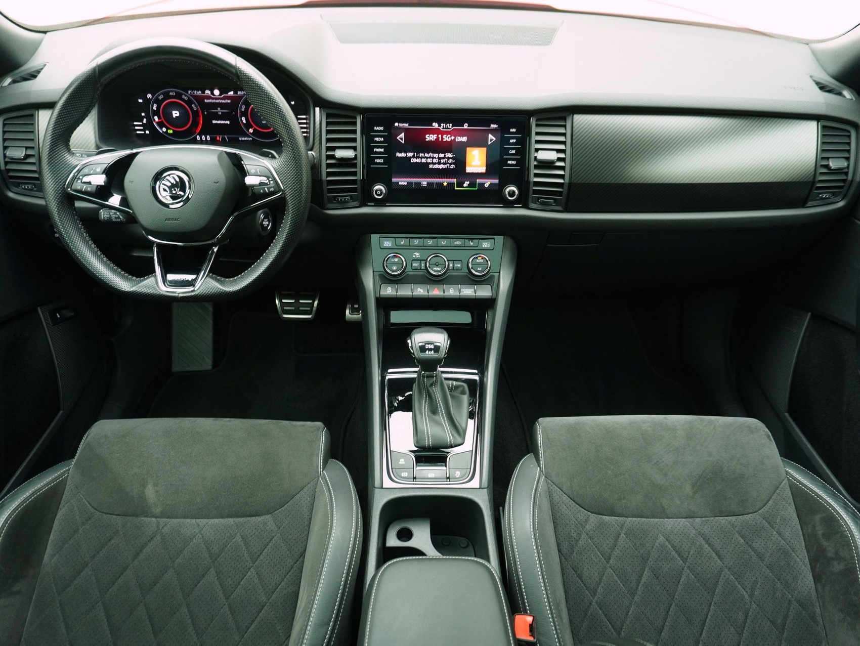 SKODA Kodiaq 2.0 TSI DSG Sport Line-image-13