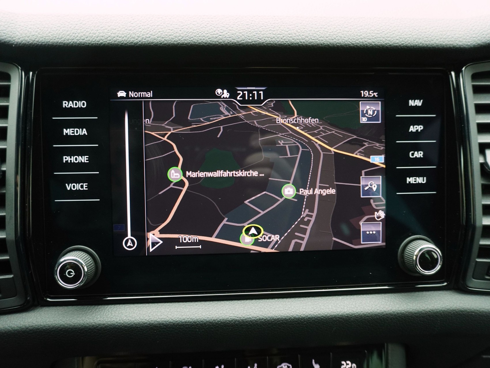 SKODA Kodiaq 2.0 TSI DSG Sport Line-image-23