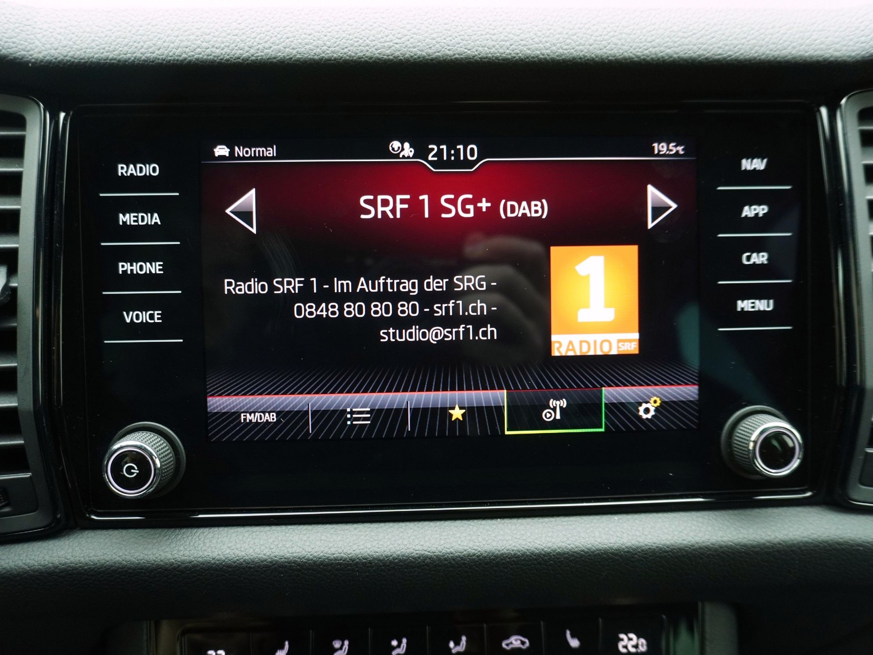 SKODA Kodiaq 2.0 TSI DSG Sport Line-image-19