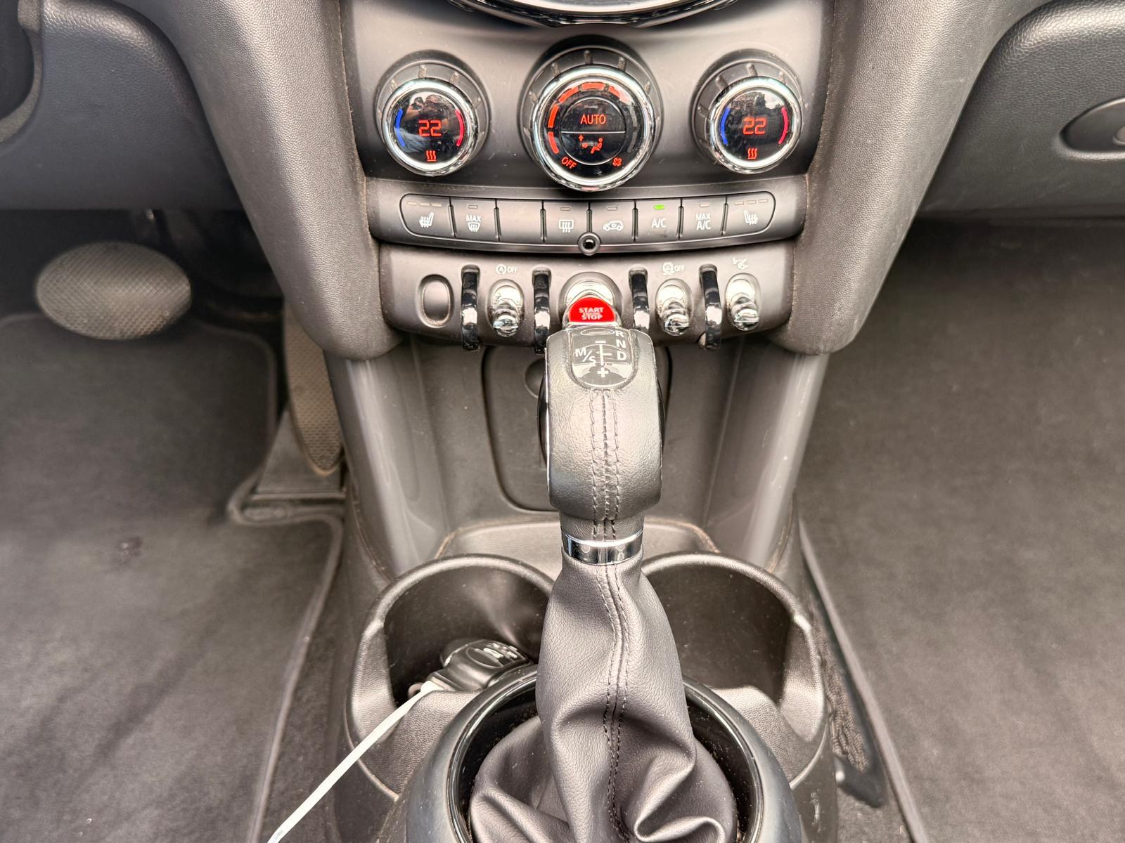 MINI Cooper Cabriolet Steptronic-image-30