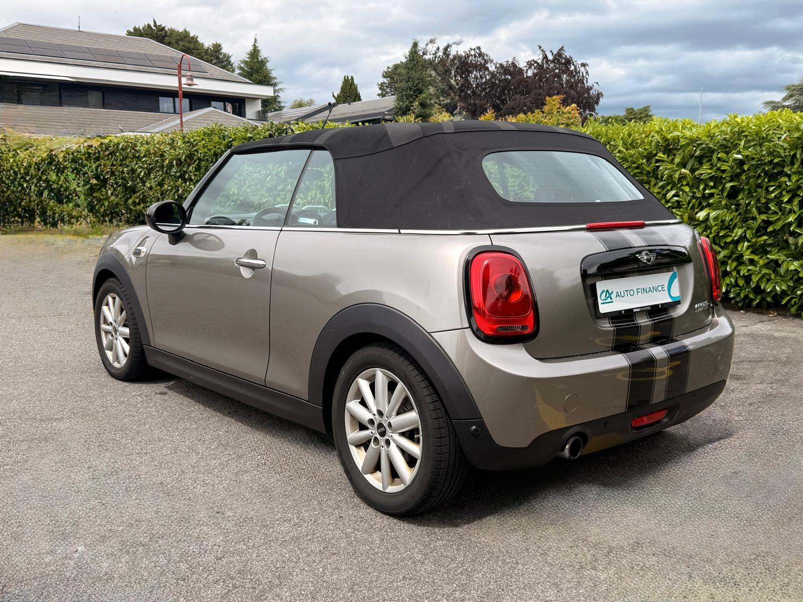MINI Cooper Cabriolet Steptronic-image-5