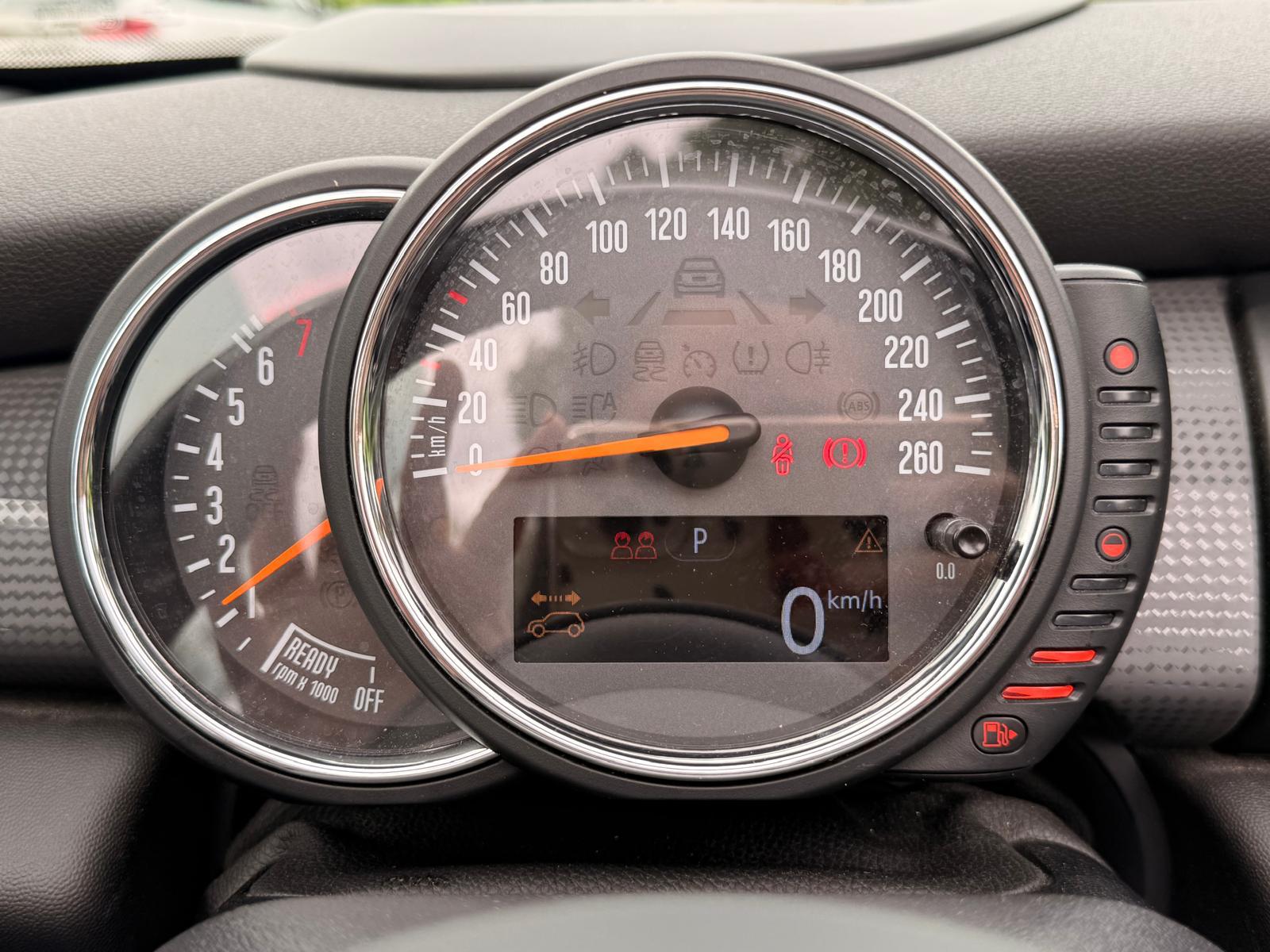 MINI Cooper Cabriolet Steptronic-image-15