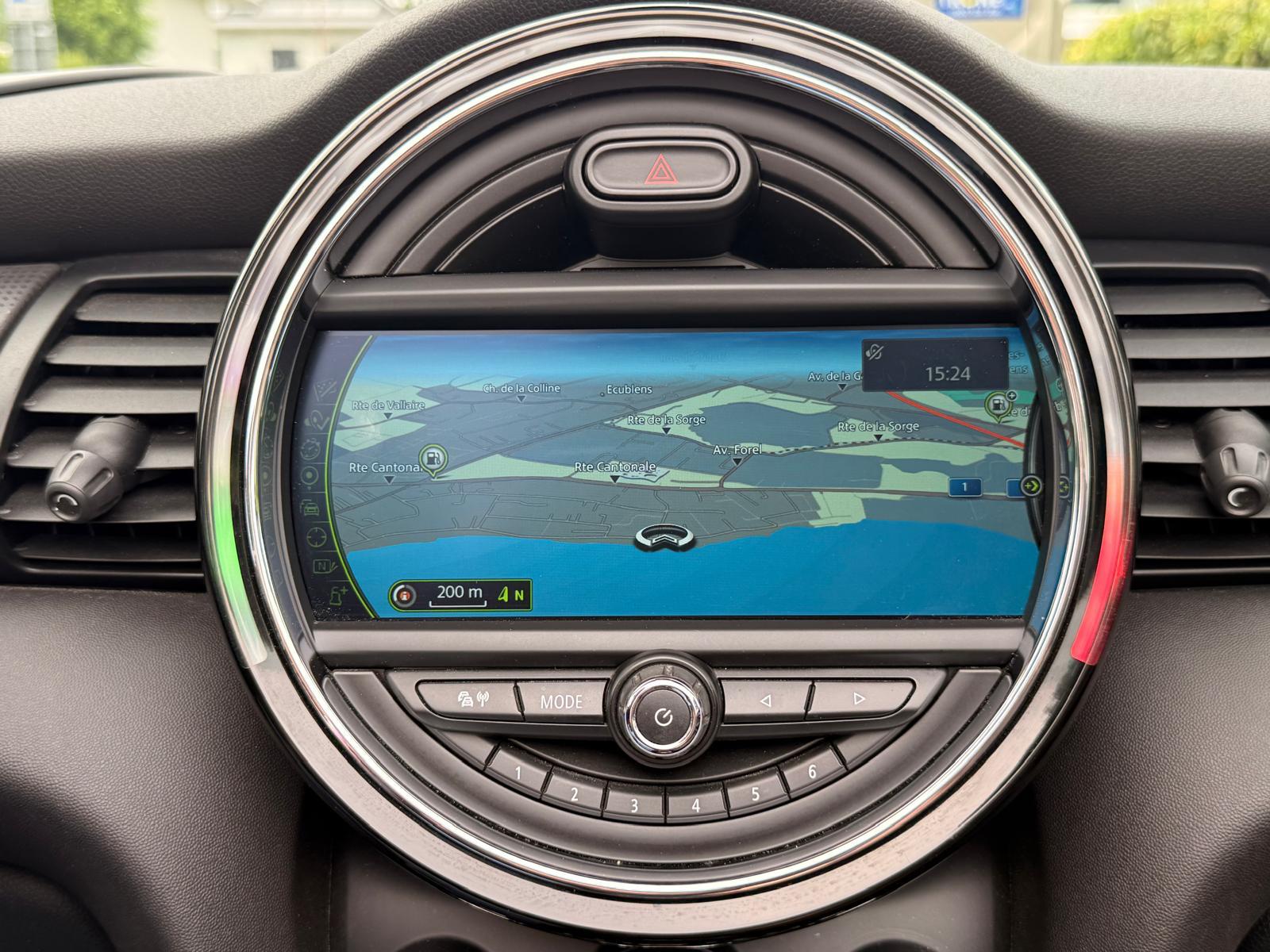 MINI Cooper Cabriolet Steptronic-image-29