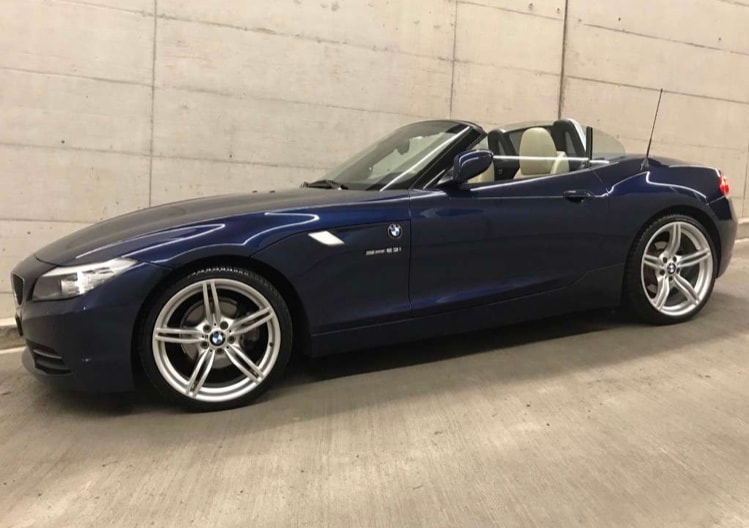 BMW 2.3i sDrive-image-0