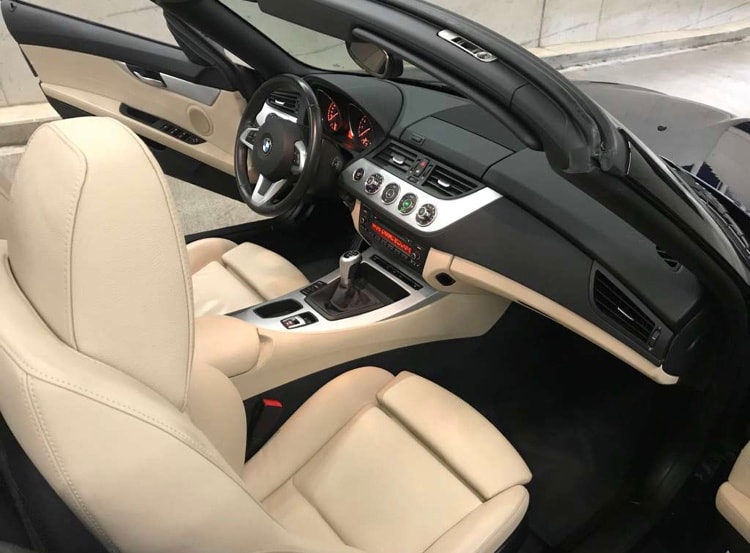 BMW 2.3i sDrive-image-4