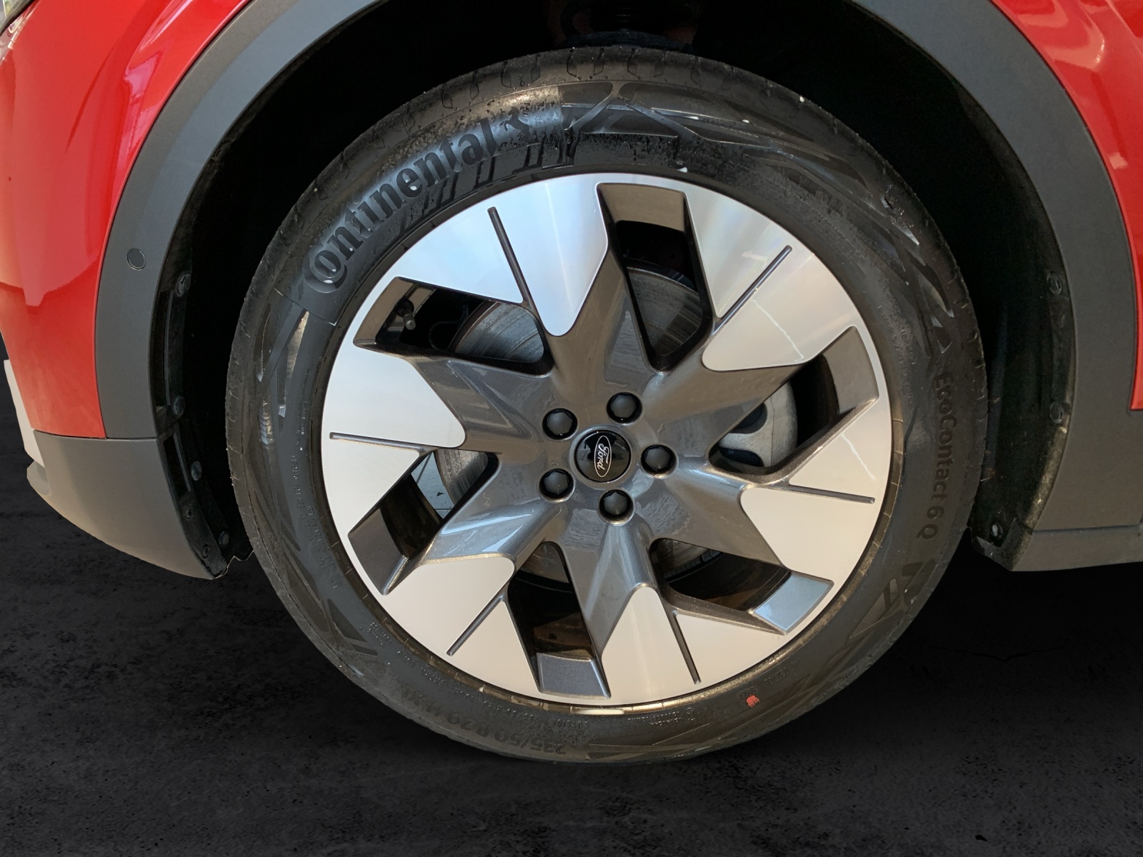 FORD Explorer Extended Range Premium-image-11