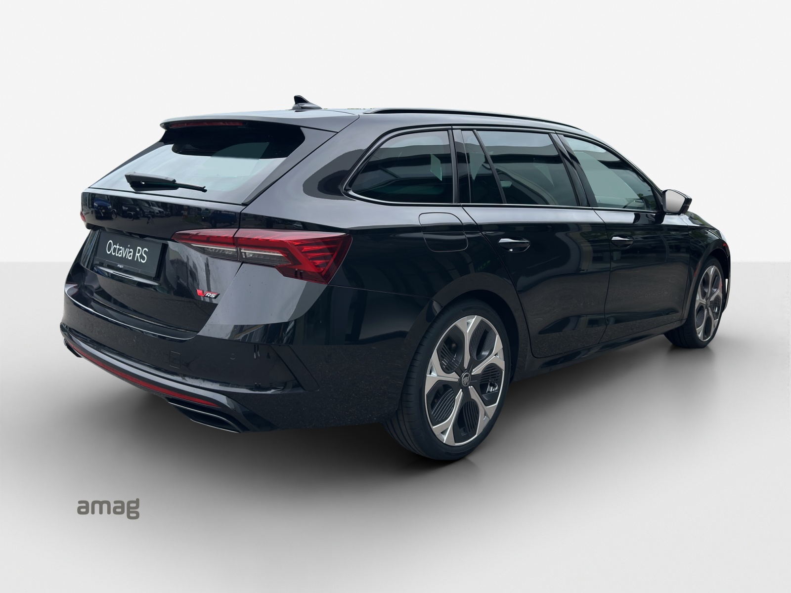 SKODA Octavia Combi 2.0 TSI DSG RS-image-4