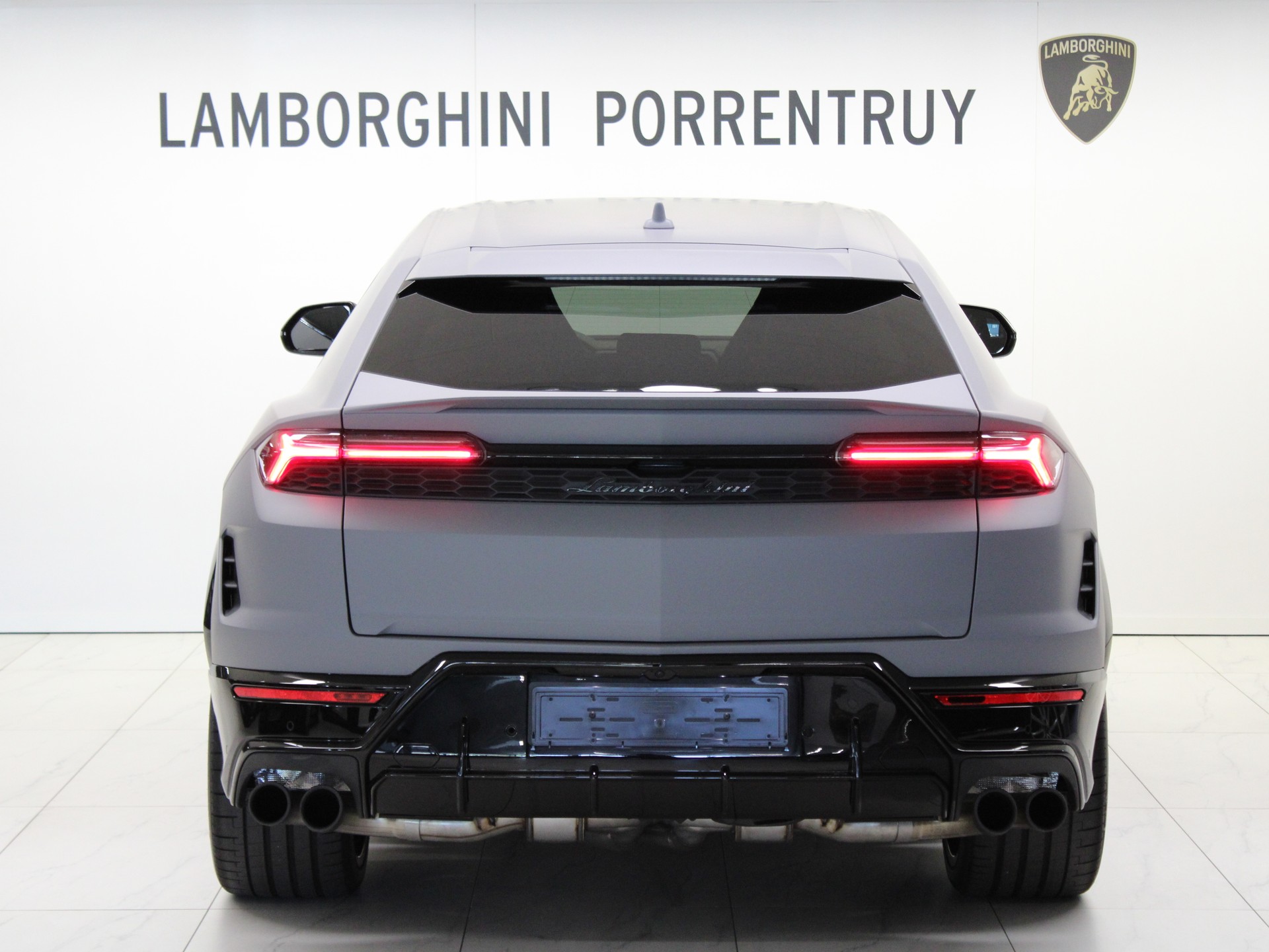 LAMBORGHINI Urus SE-image-3