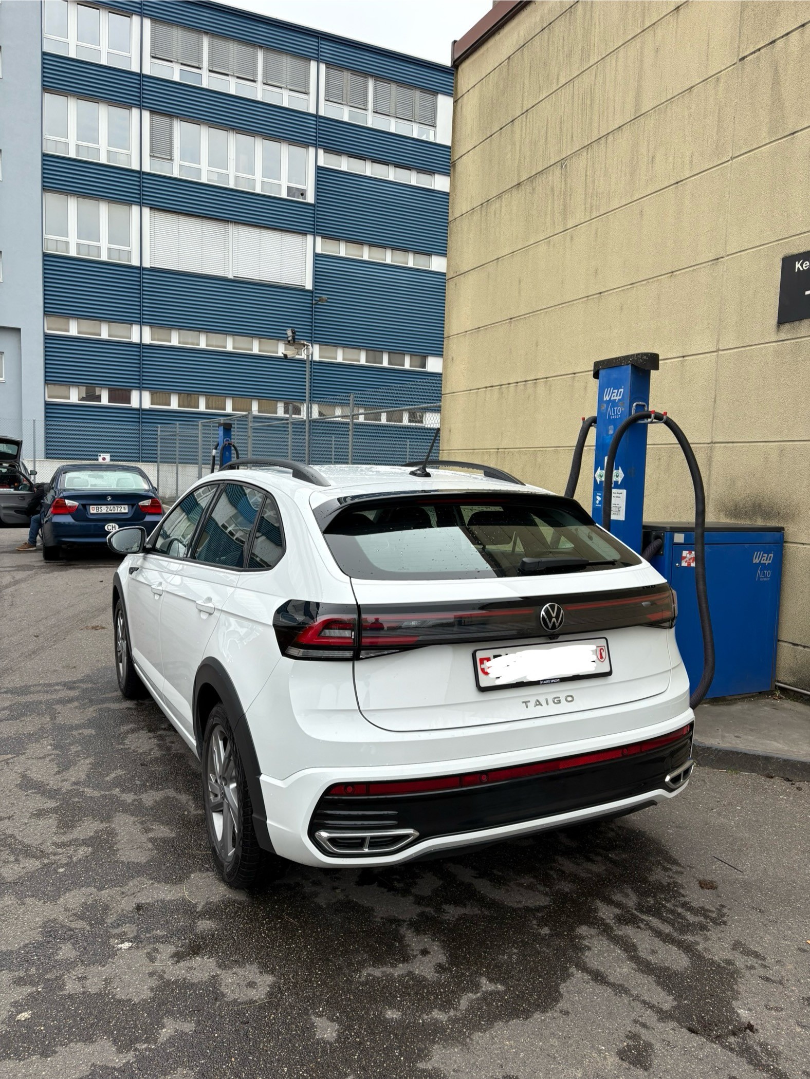 VW 1.0 TSI R-Line DSG-image-2