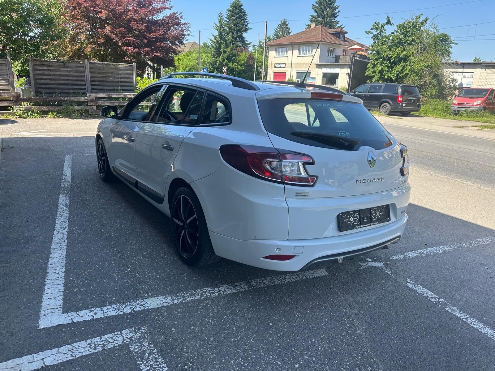 RENAULT Mégane Grandtour 2.0 16V GT-image-3