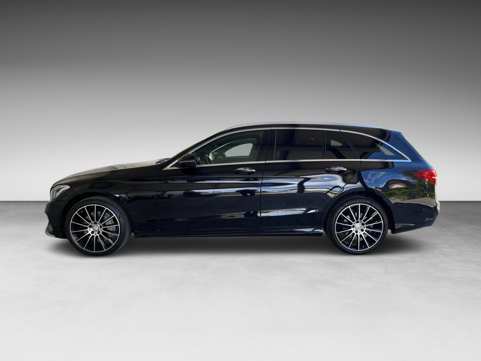 MERCEDES-BENZ C 400 AMG Line 4Matic 7G-Tronic-image-3