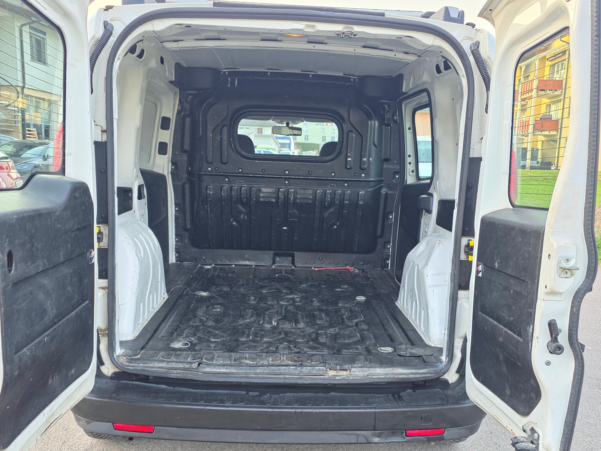 OPEL Combo 1.6 CDTI 2.4 L1H1-image-3