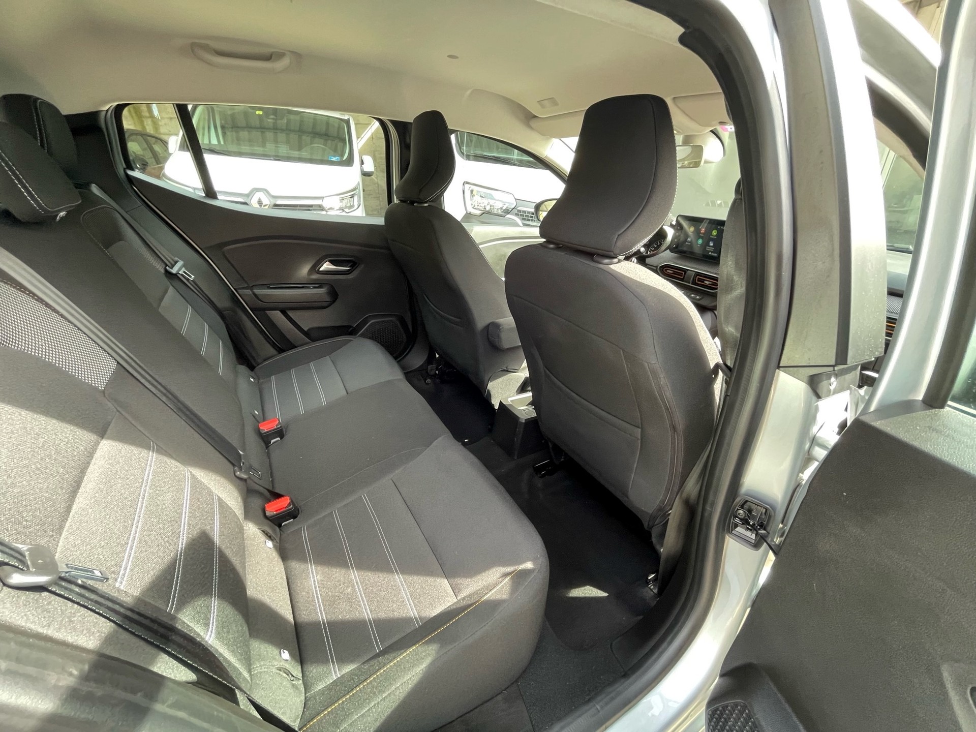 DACIA Sandero Stepway TCe 90 Comfort-image-13