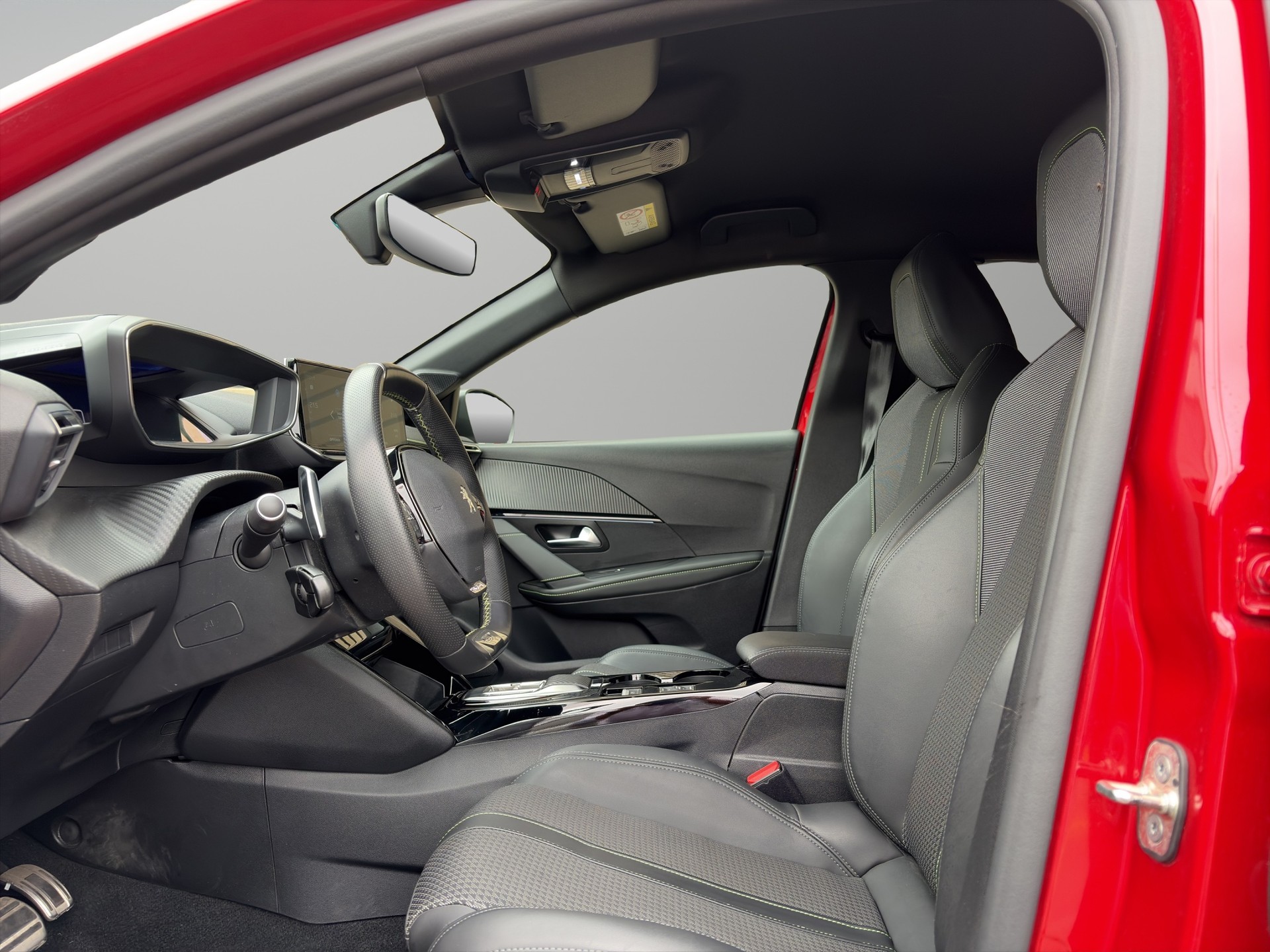 PEUGEOT 208 1.2 PureTech 130 GT-image-3