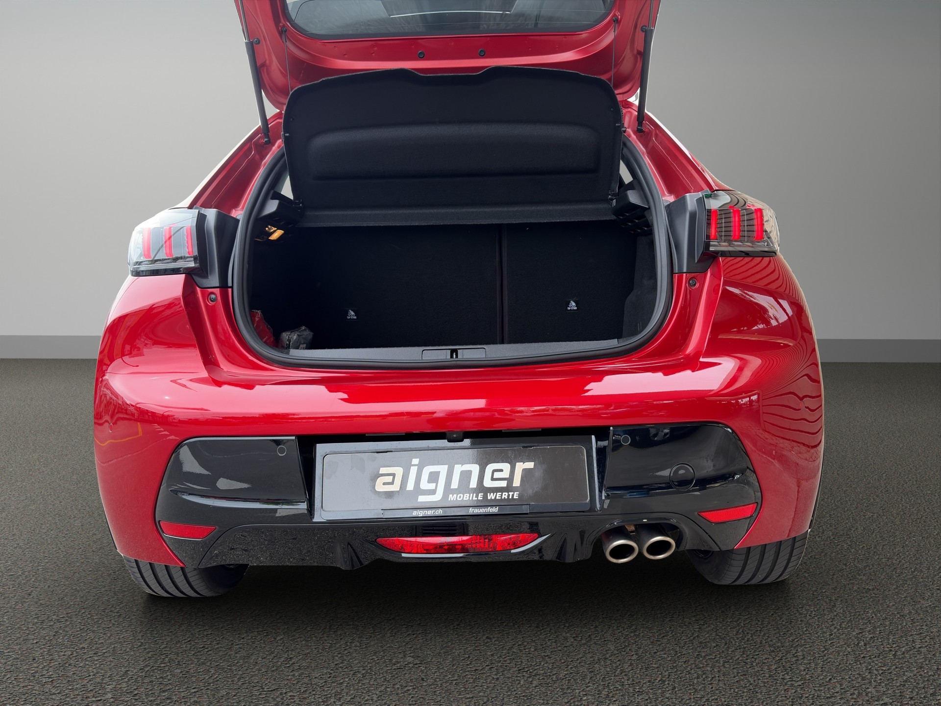 PEUGEOT 208 1.2 PureTech 130 GT-image-9