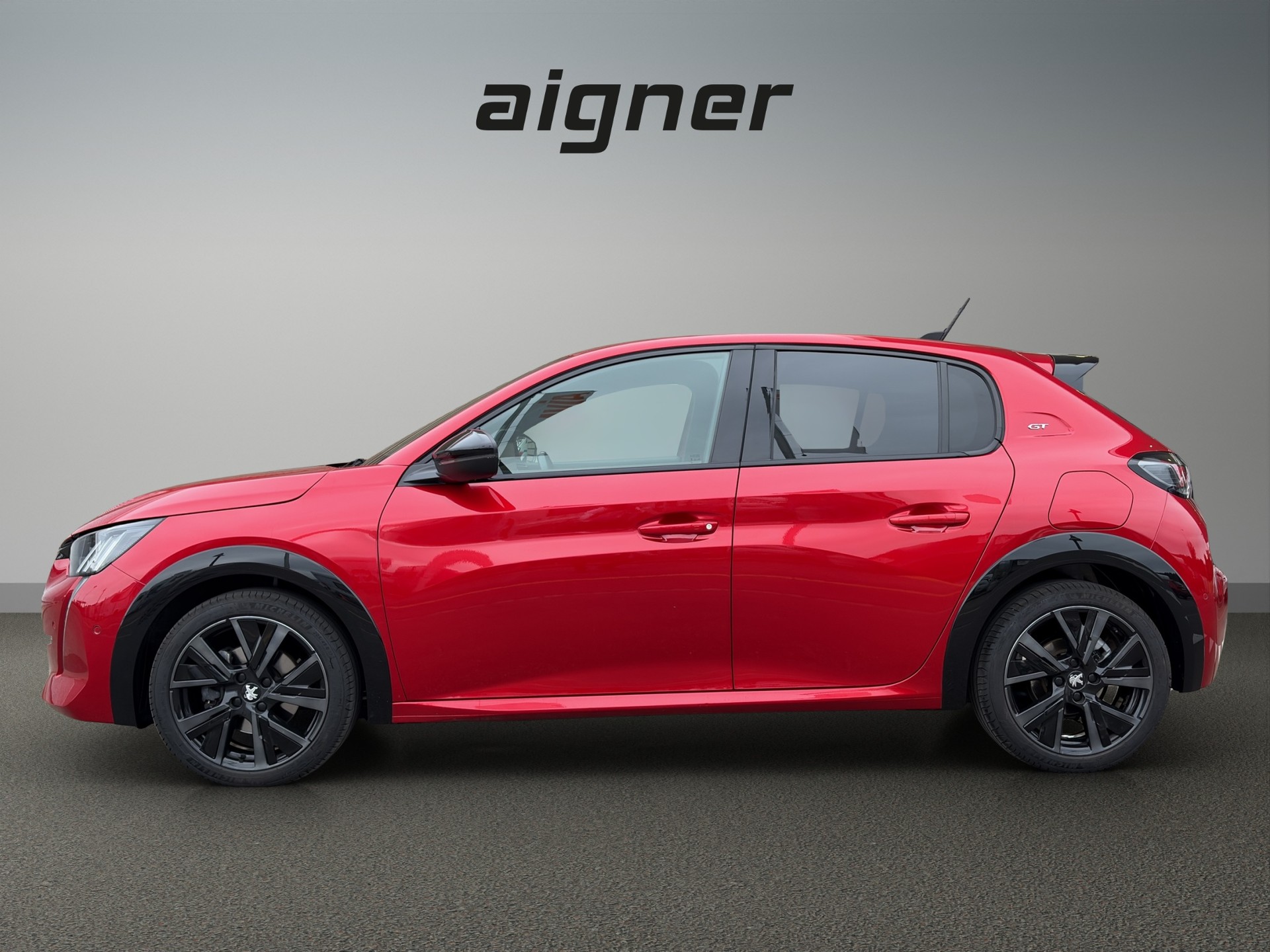PEUGEOT 208 1.2 PureTech 130 GT-image-1