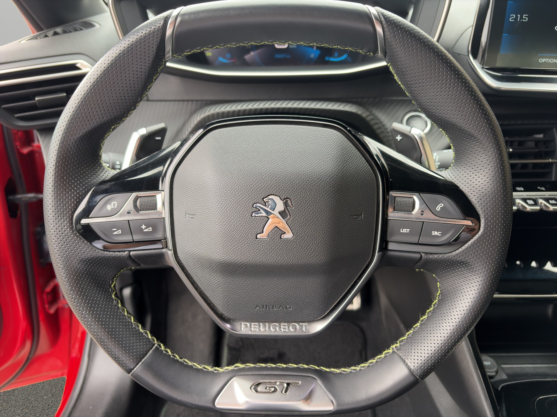 PEUGEOT 208 1.2 PureTech 130 GT-image-4