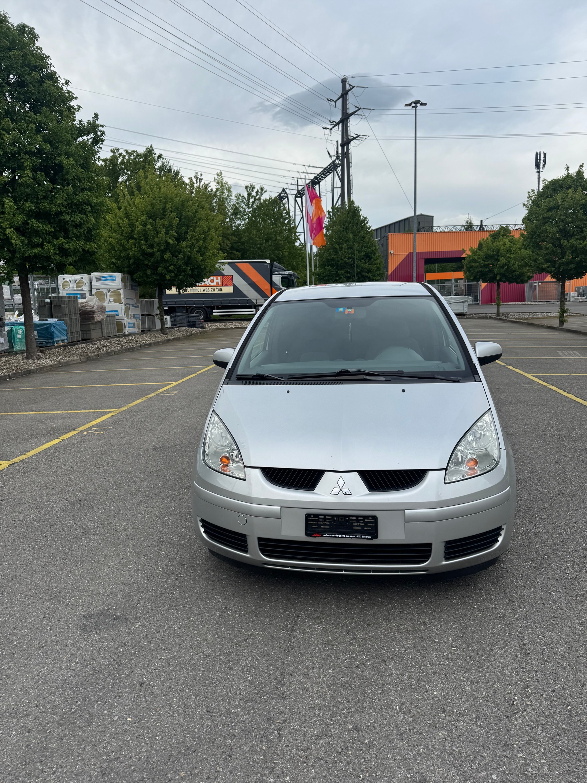 MITSUBISHI 1.5 16V Invite-image-2
