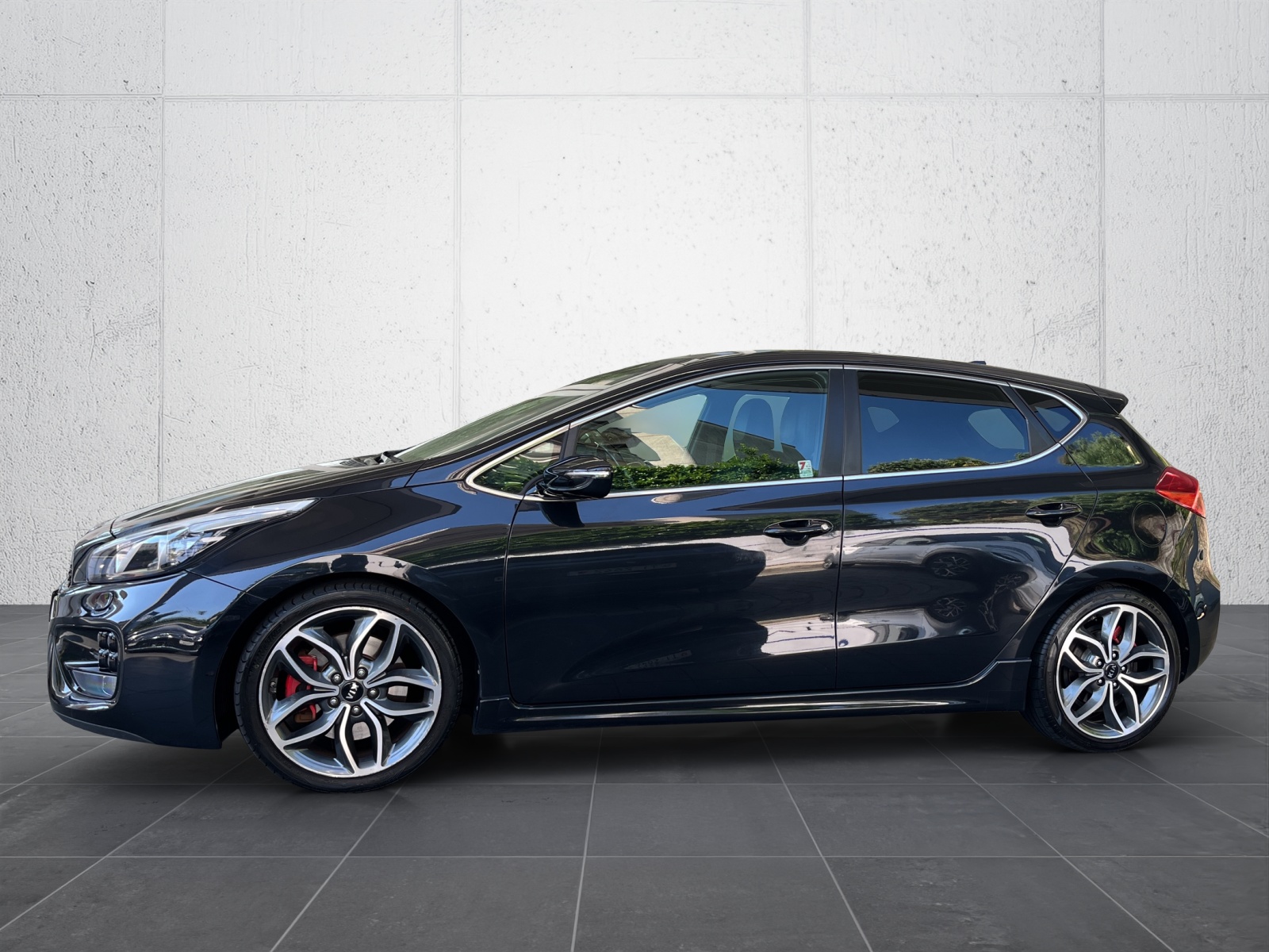 KIA Cee'd 1.6 GDi GT-image-4