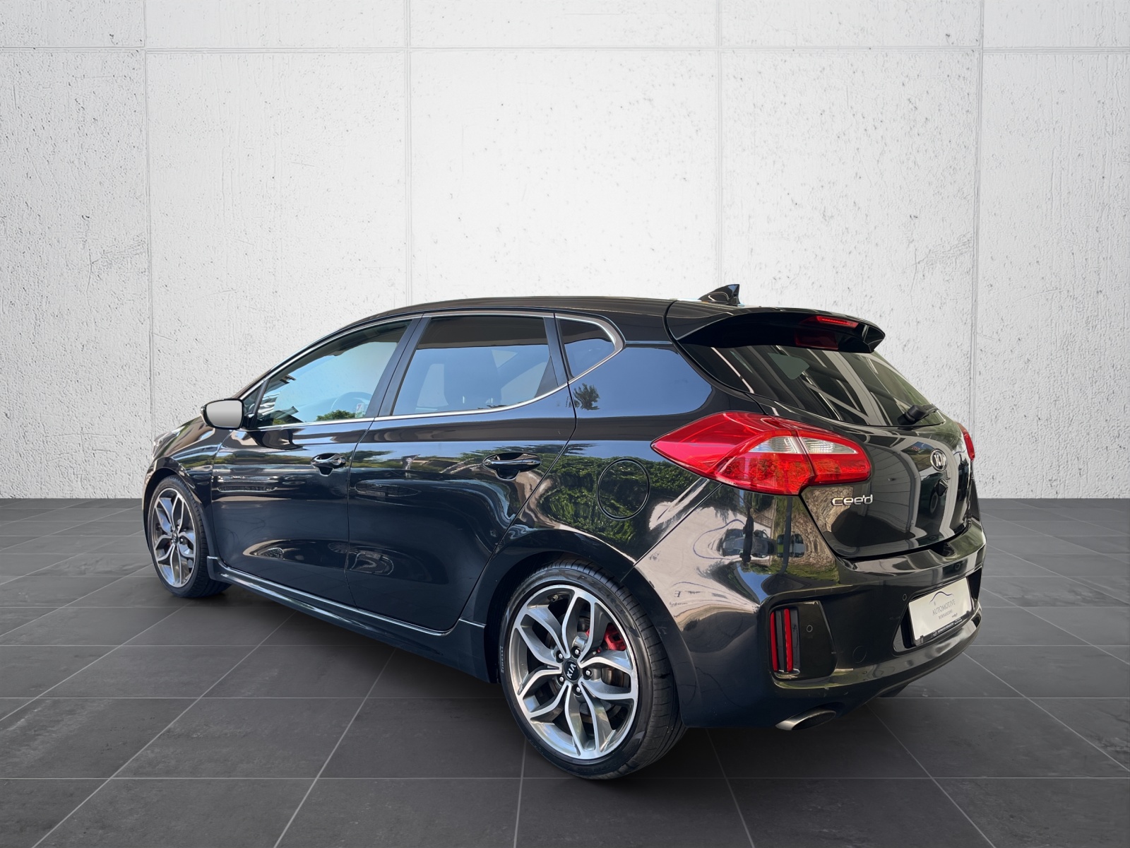 KIA Cee'd 1.6 GDi GT-image-3