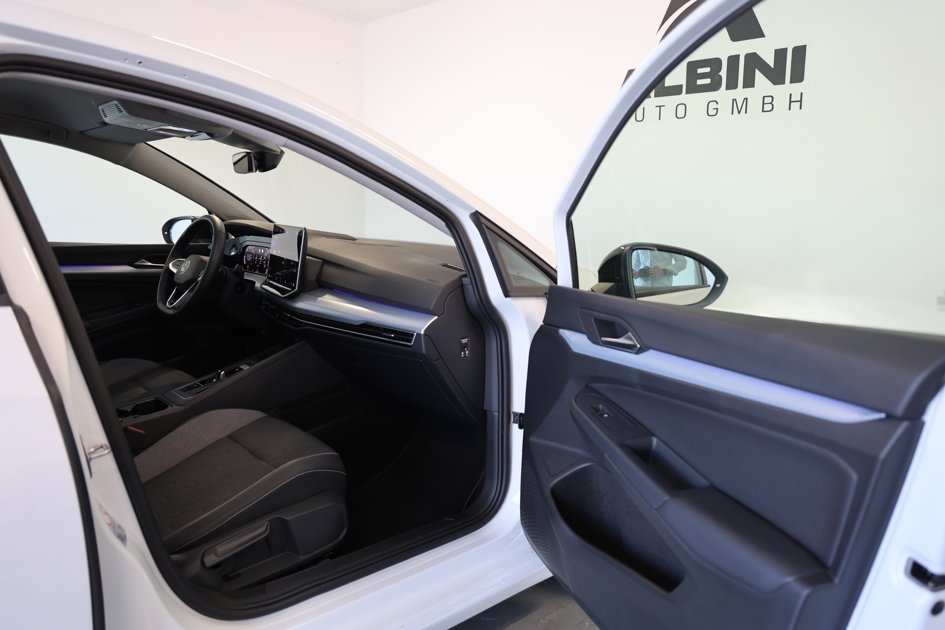 VW Golf 2.0 TDI Style DSG-image-10