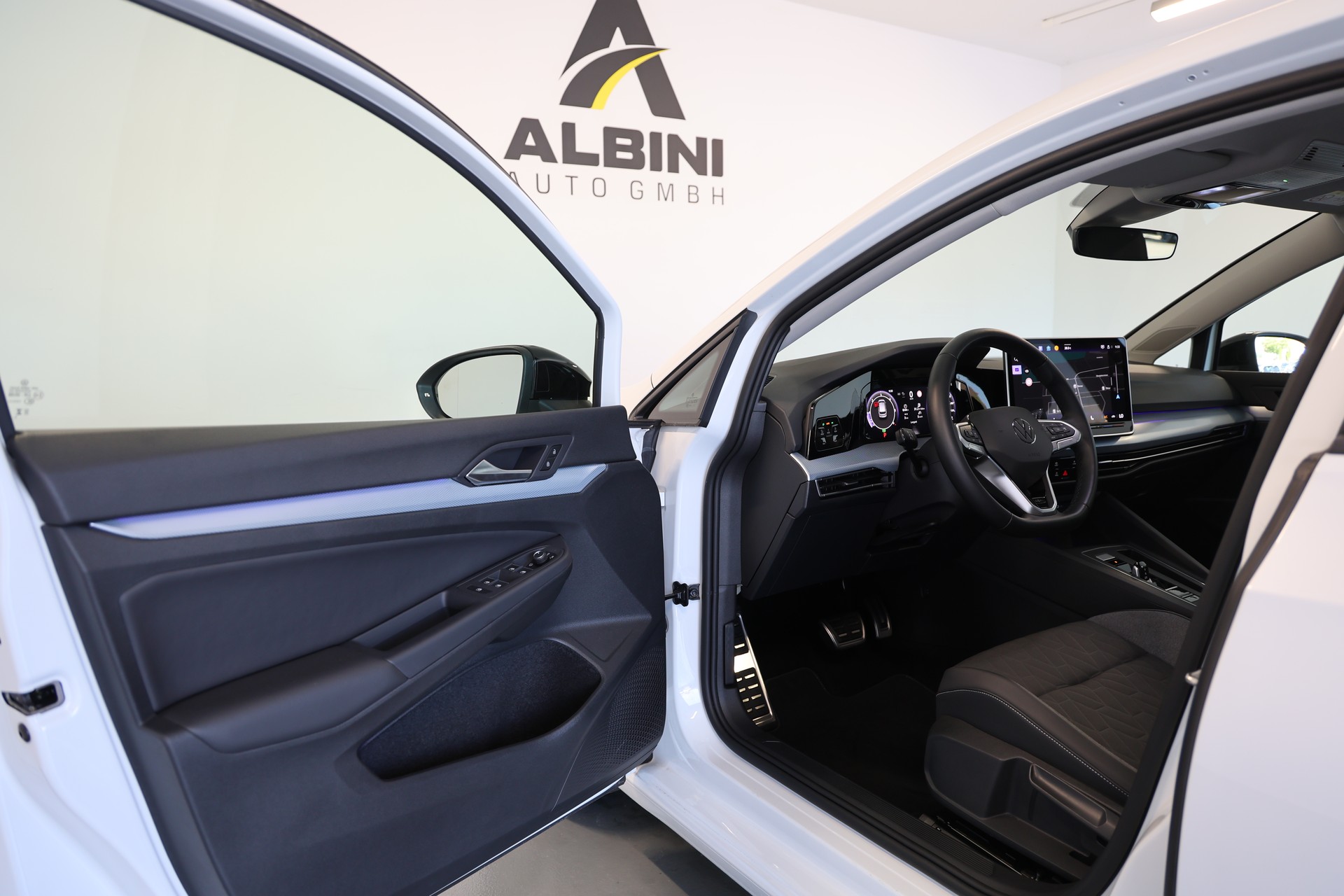 VW Golf 2.0 TDI Style DSG-image-4