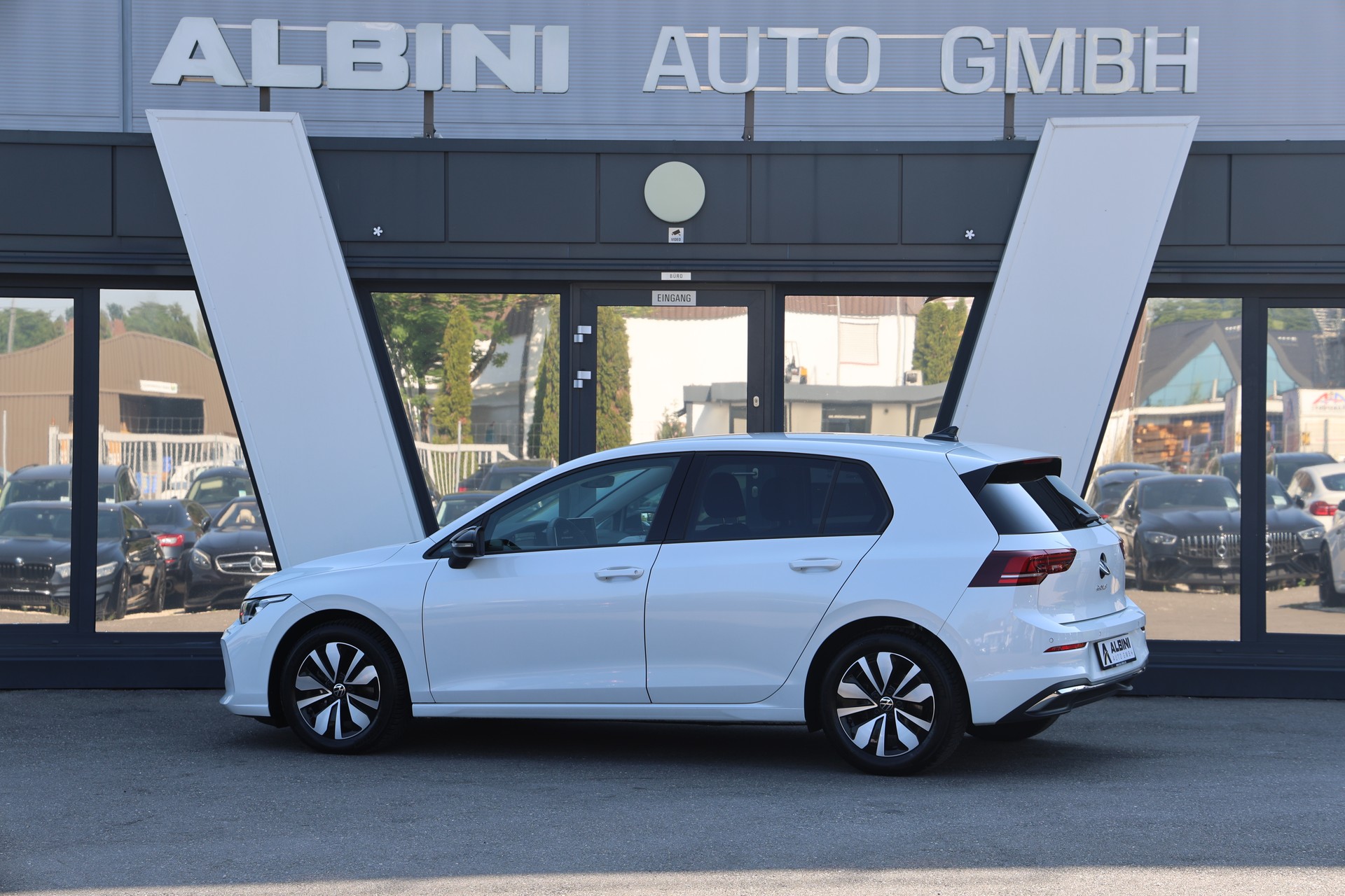 VW Golf 2.0 TDI Style DSG-image-3