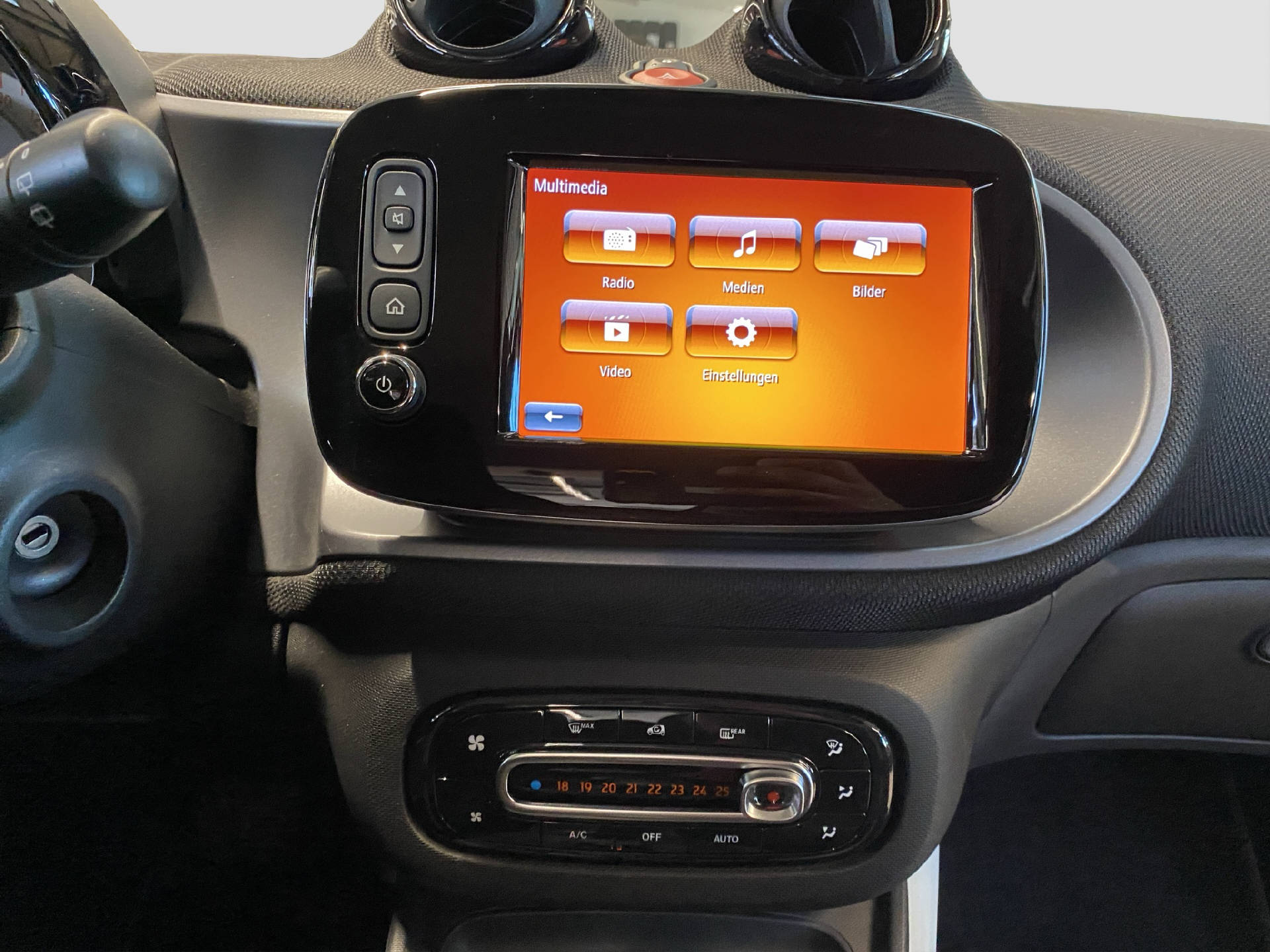SMART Fortwo Coupé 0.9 Passion twinamic-image-11