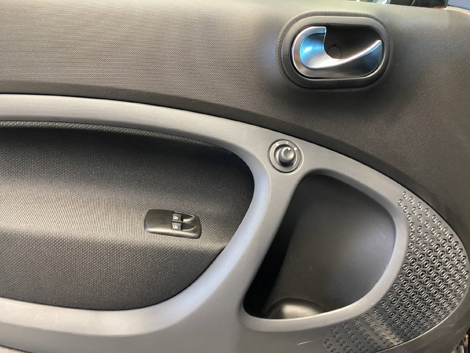 SMART Fortwo Coupé 0.9 Passion twinamic-image-13