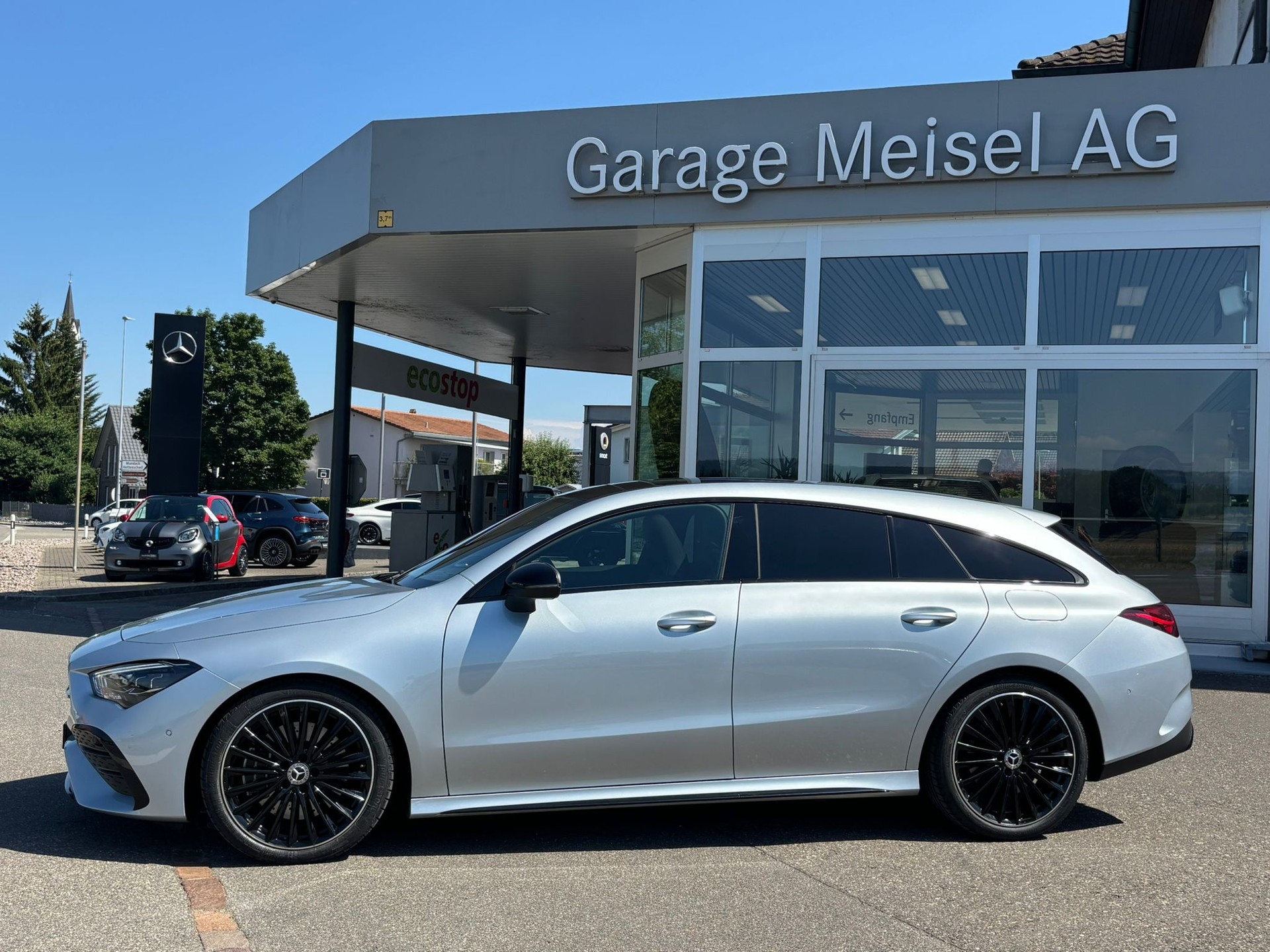MERCEDES-BENZ CLA 250 AMG-Line 4Matic Shooting Brake-image-5