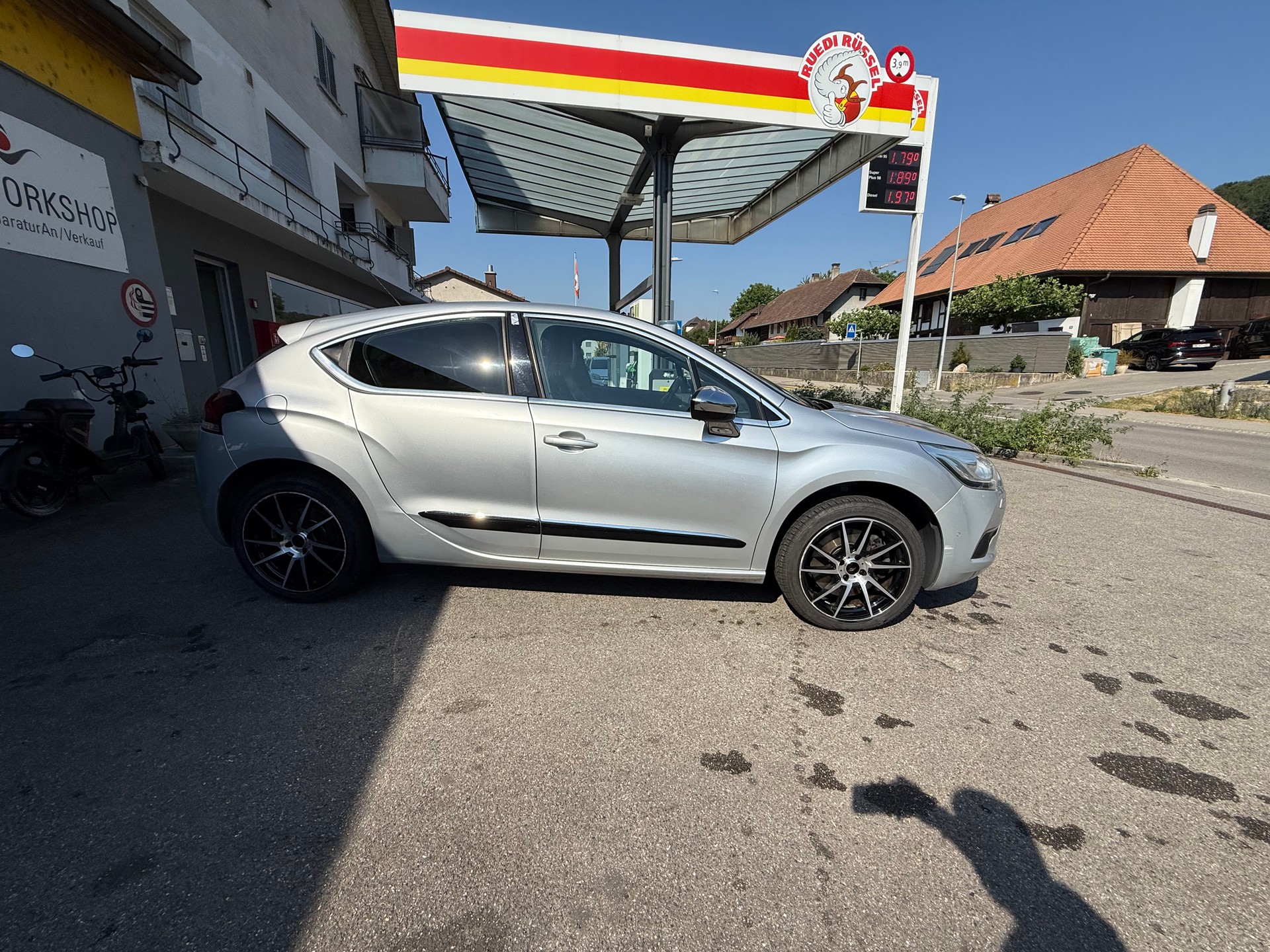 DS AUTOMOBILES DS4 1.6 THP Sport Chic-image-1