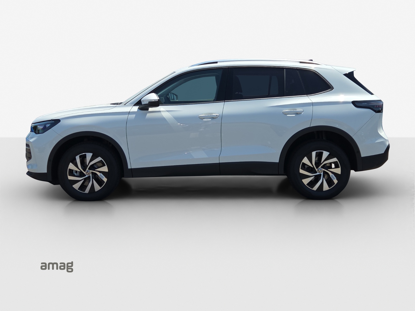 VW Tiguan 2.0 TSI DSG Life 4Motion-showroom-element-1