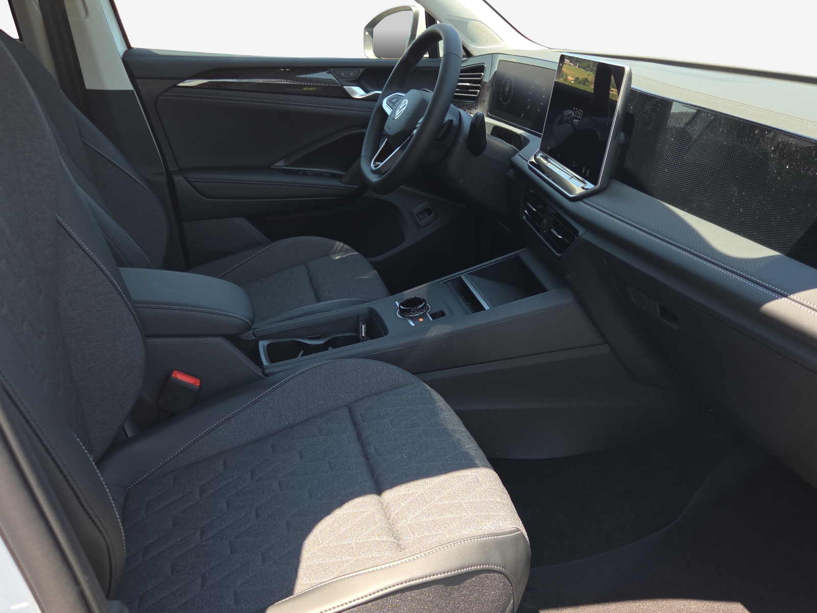 VW Tiguan 2.0 TSI DSG Life 4Motion-image-13