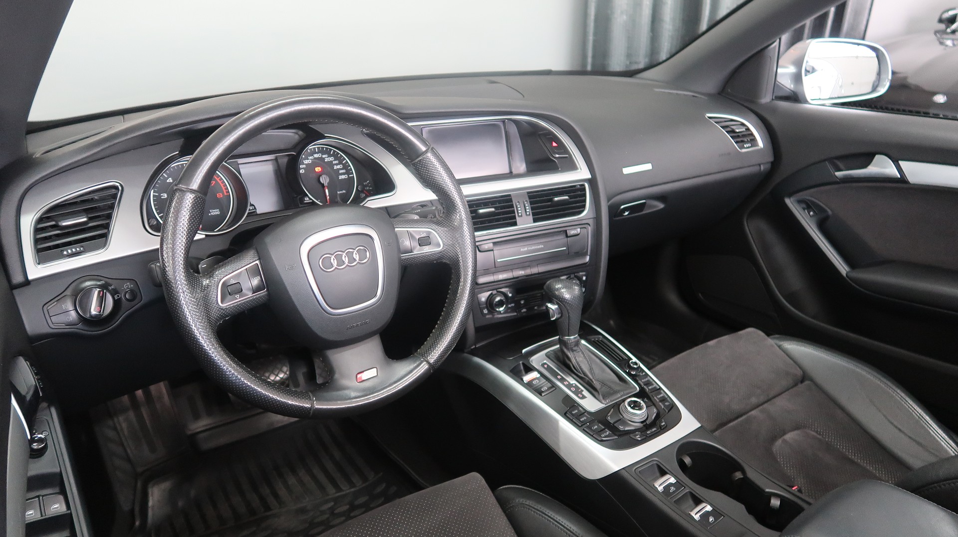 AUDI A5 S-Line 2.0 TFSI quattro S-tronic / CH / 3 jeux de roues / TOP-image-18