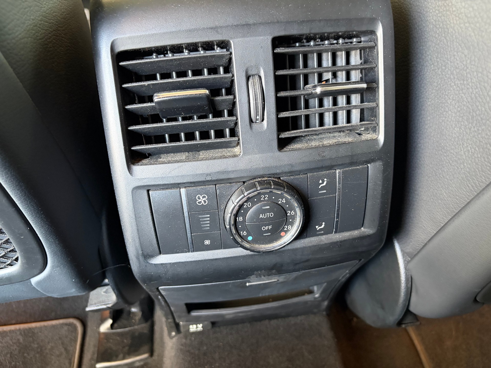 MERCEDES-BENZ ML 350 BlueEfficiency Edition 4Matic 7G-Tronic-image-12
