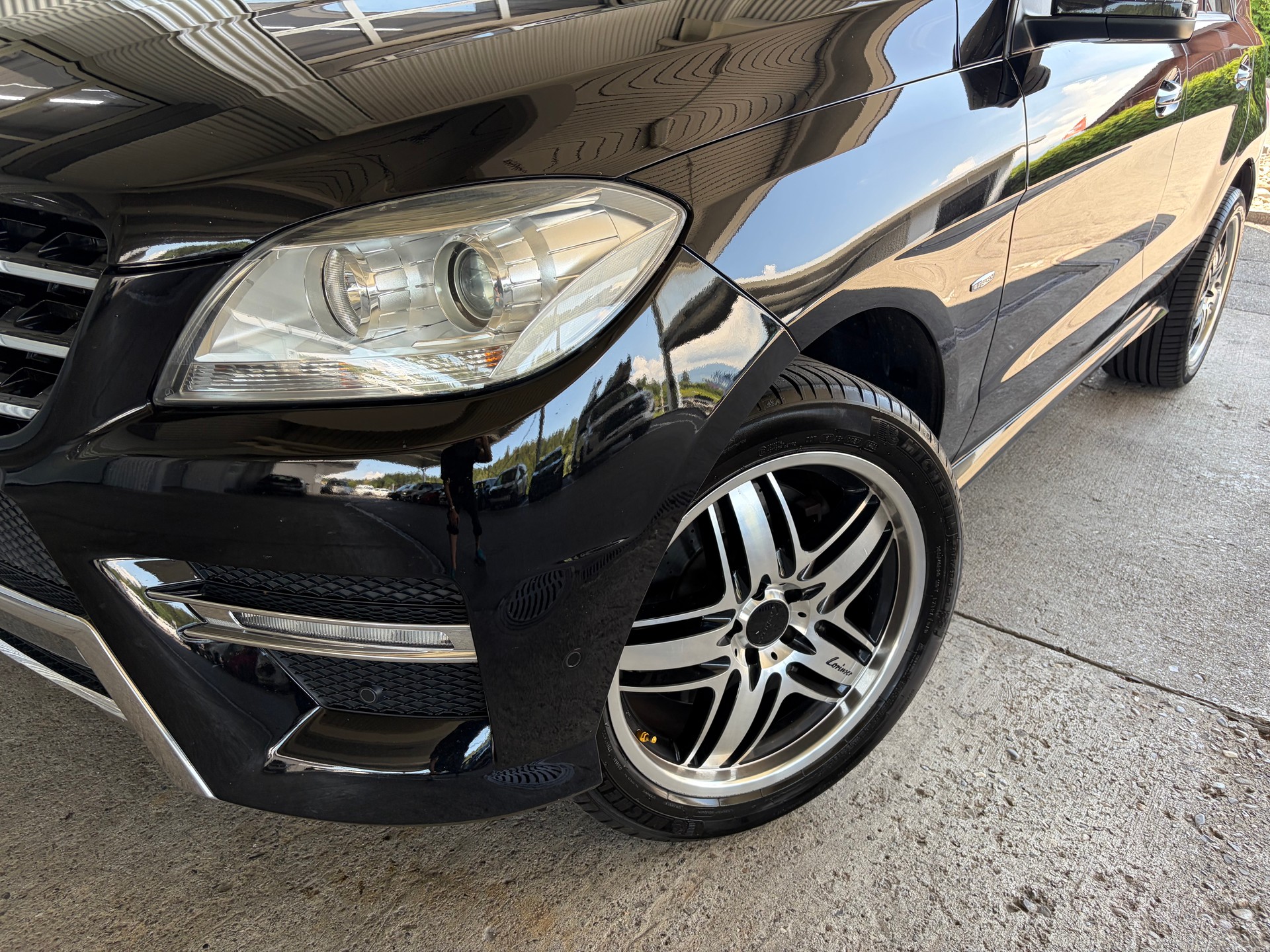 MERCEDES-BENZ ML 350 BlueEfficiency Edition 4Matic 7G-Tronic-image-4