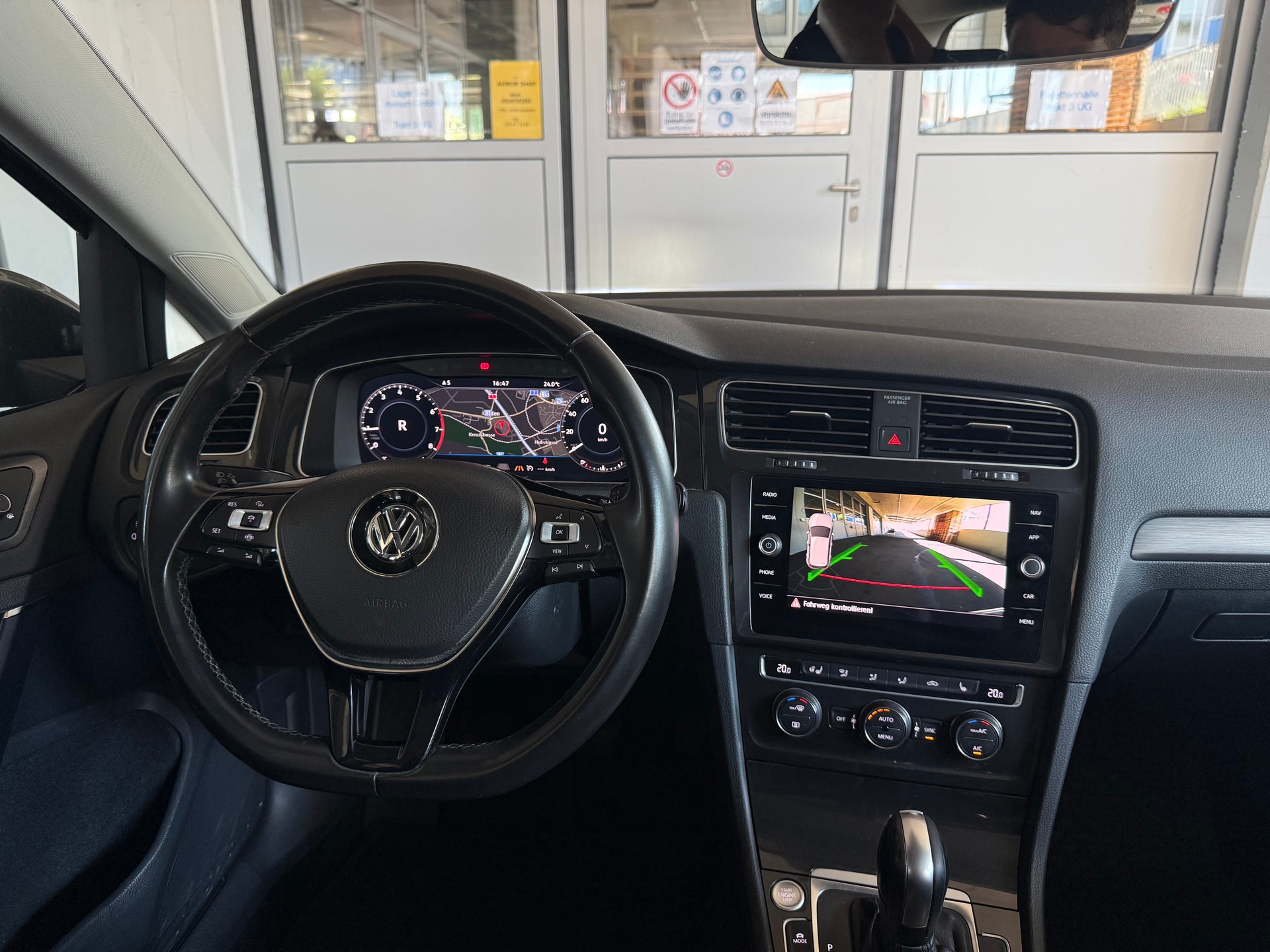VW Golf 1.5 TSI EVO Edition 45 DSG-image-8