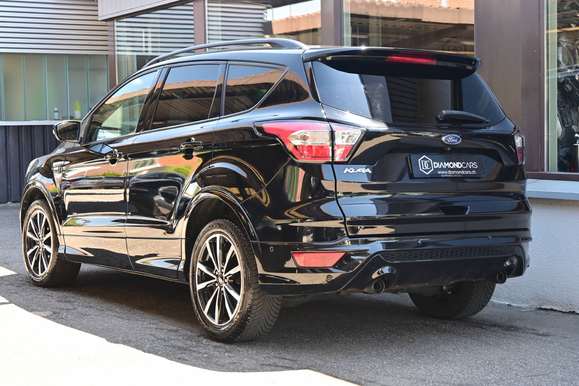 FORD Kuga 2.0 TDCi 180 ST-Line FPS-image-4
