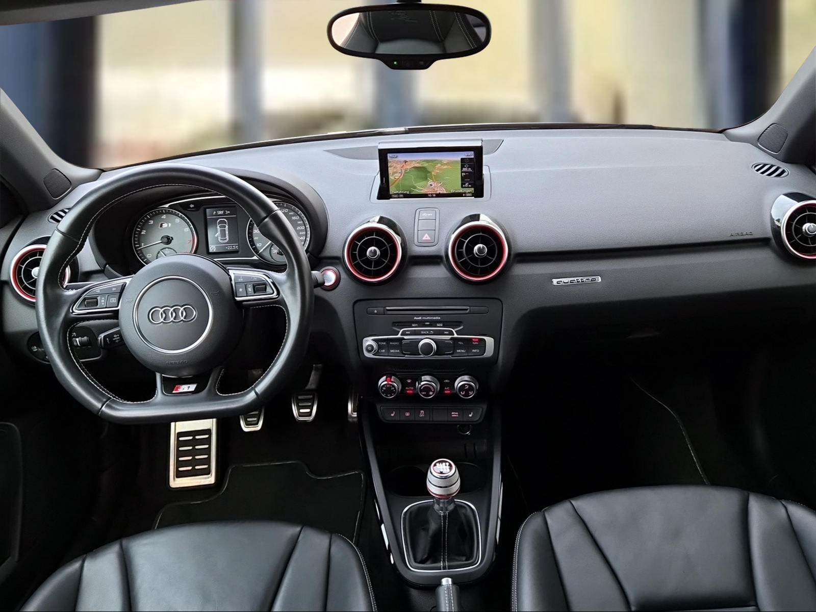 AUDI S1 Sportback 2.0 TFSI Sport quattro Daytonagrau Perleffekt-image-6