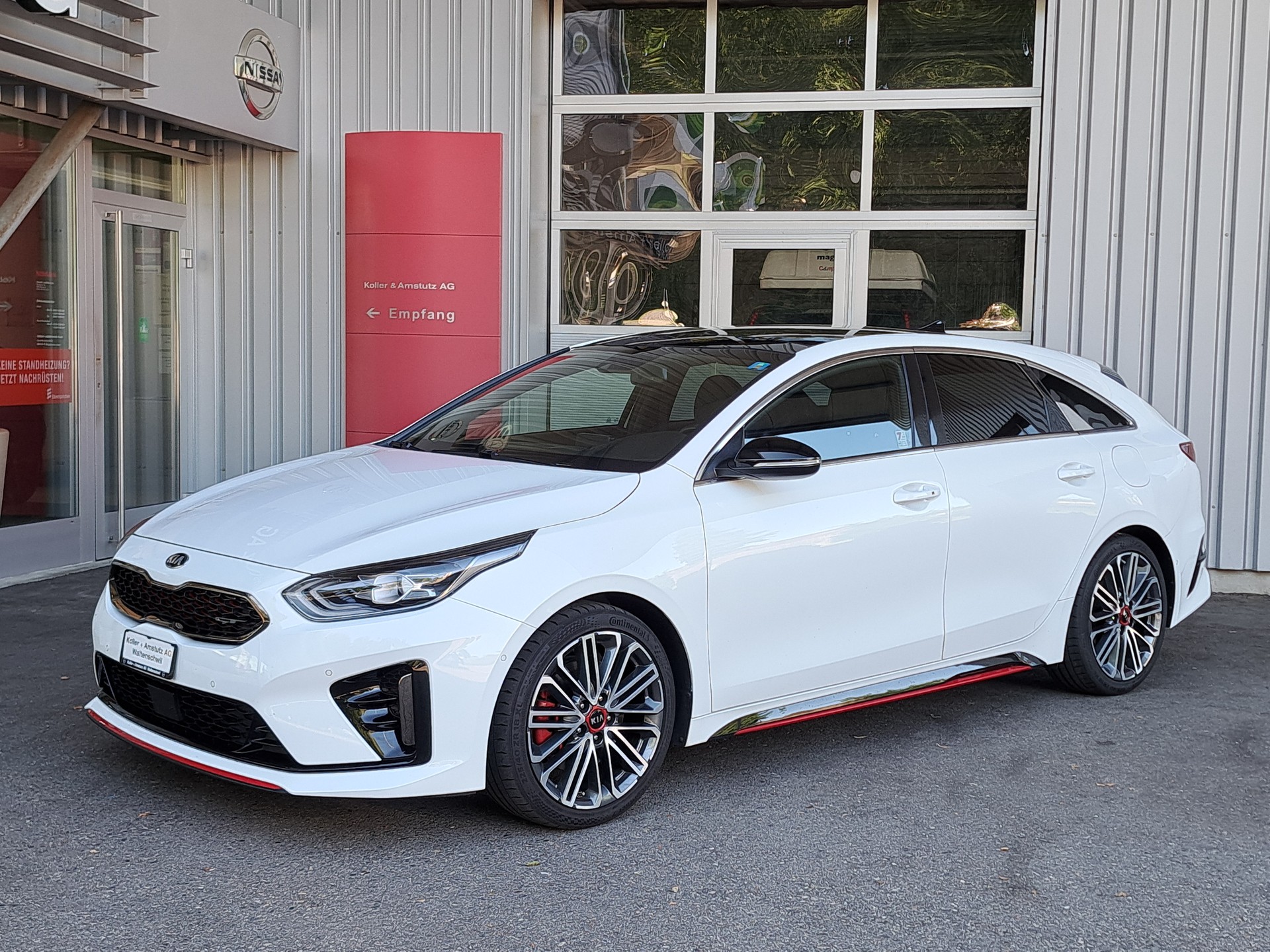 KIA ProCeed 1.6 T-GDi GT DCT-image-1