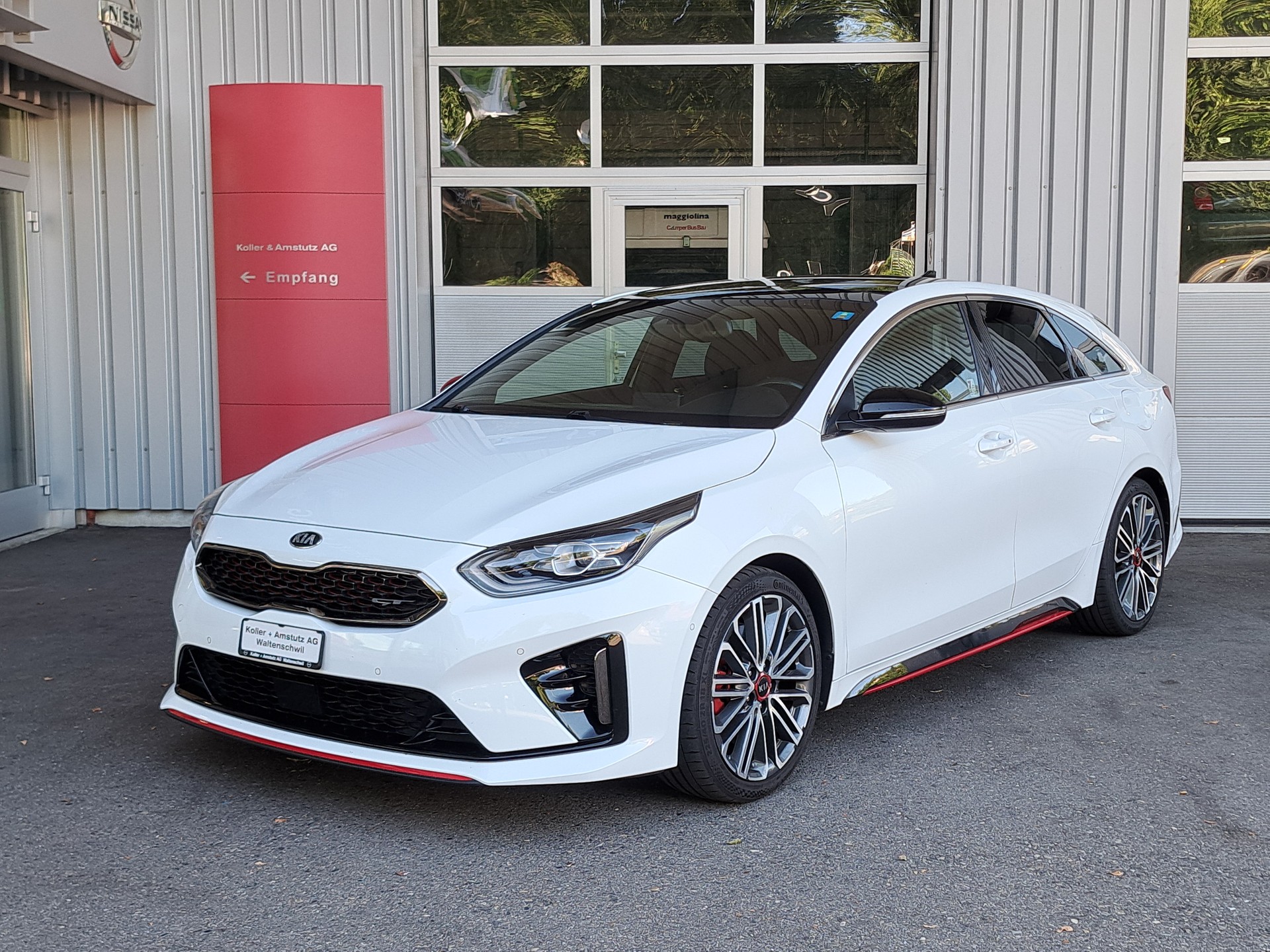 KIA ProCeed 1.6 T-GDi GT DCT-image-0