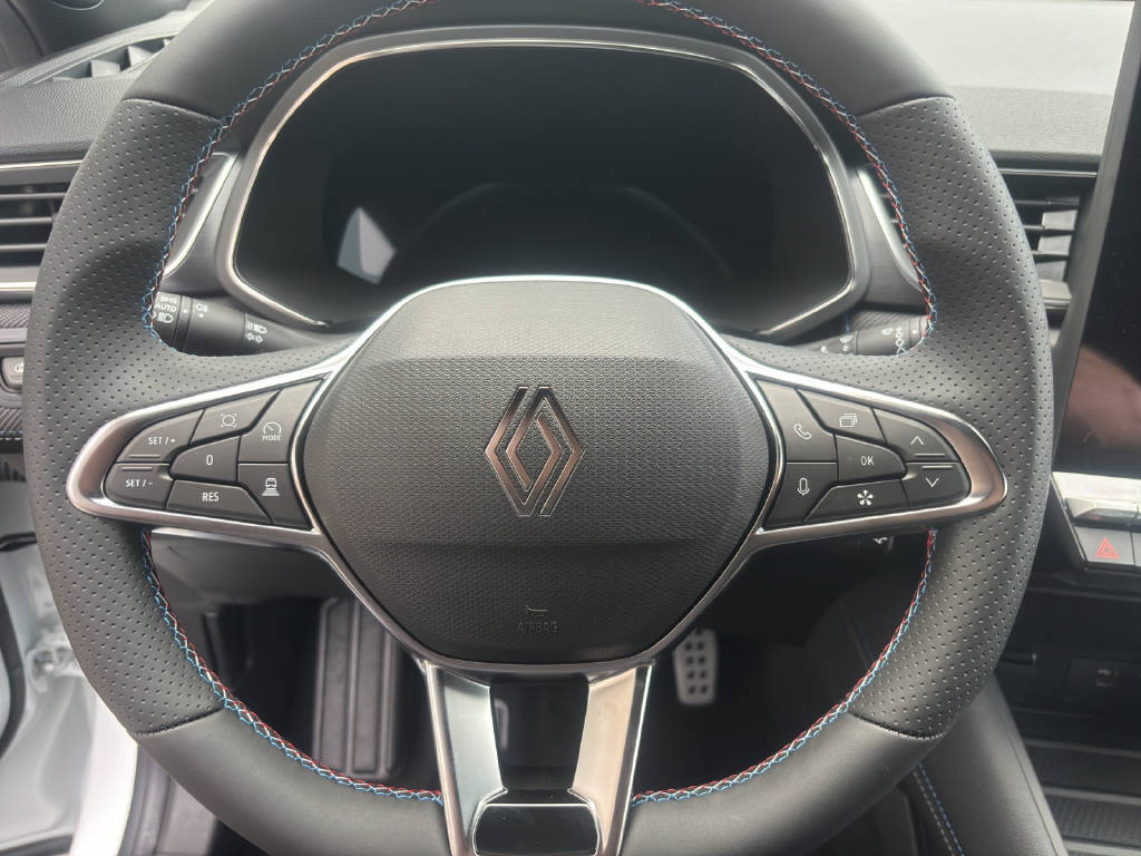 RENAULT Captur 1.8 E-Tech esprit Alpine-image-13