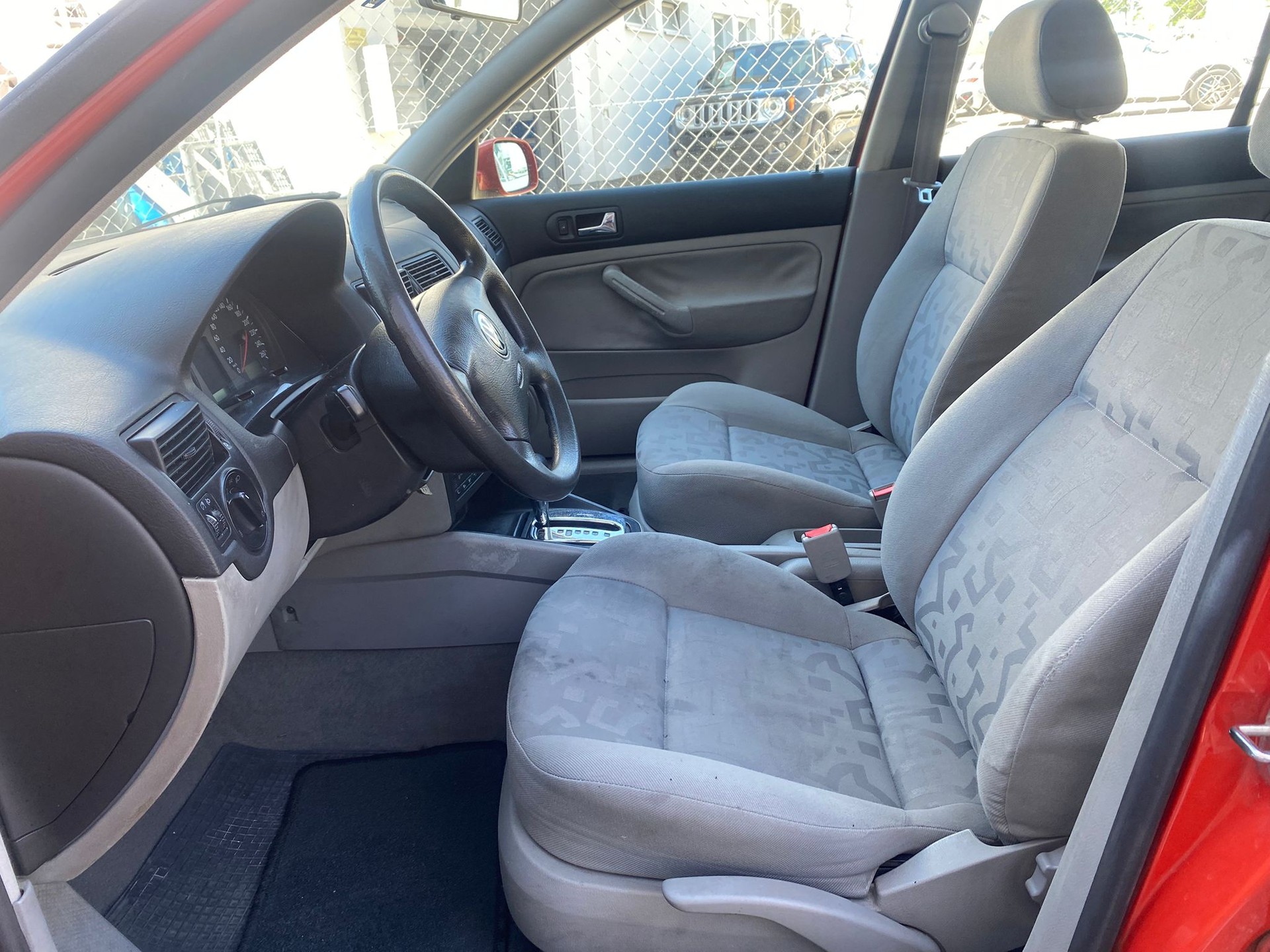 VW Golf V 2.0-image-7