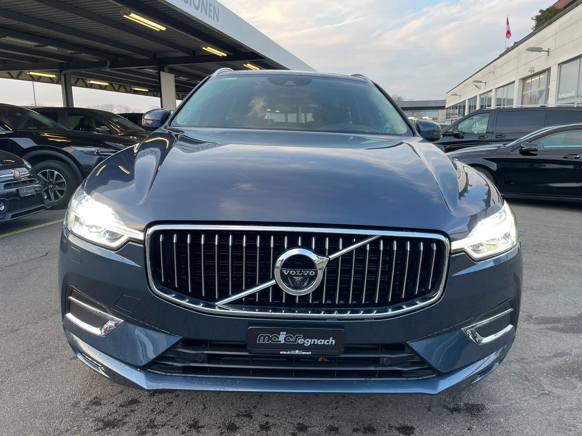 VOLVO XC60 D4 AWD Inscription Geartronic-image-1
