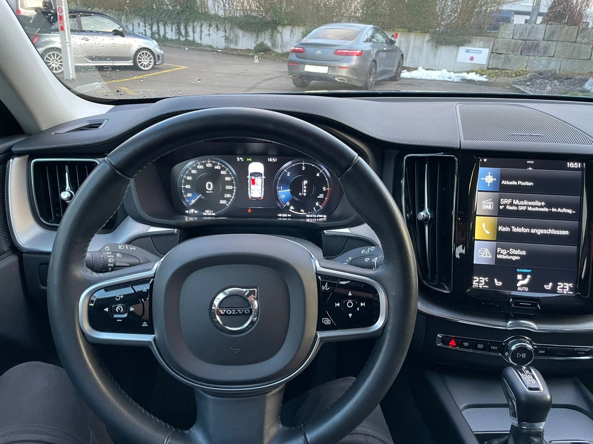 VOLVO XC60 D4 AWD Inscription Geartronic-image-10