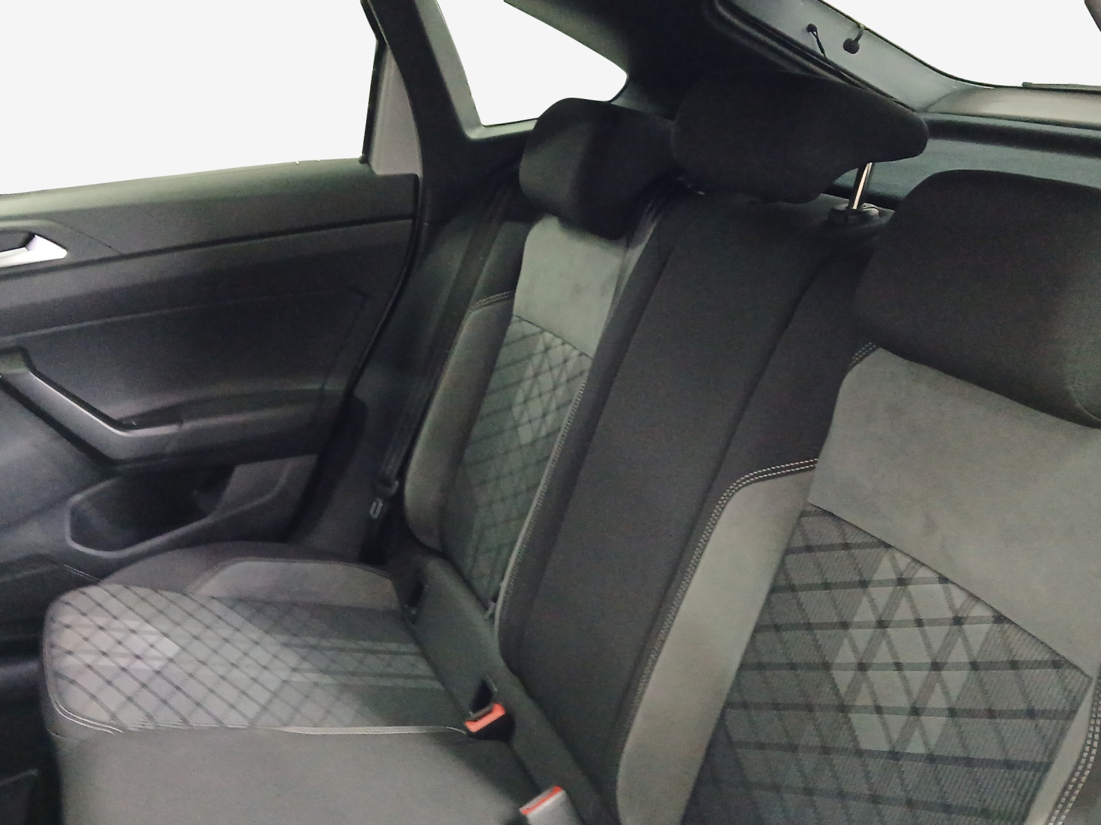 VW Taigo 1.0 TSI R-Line DSG-image-11